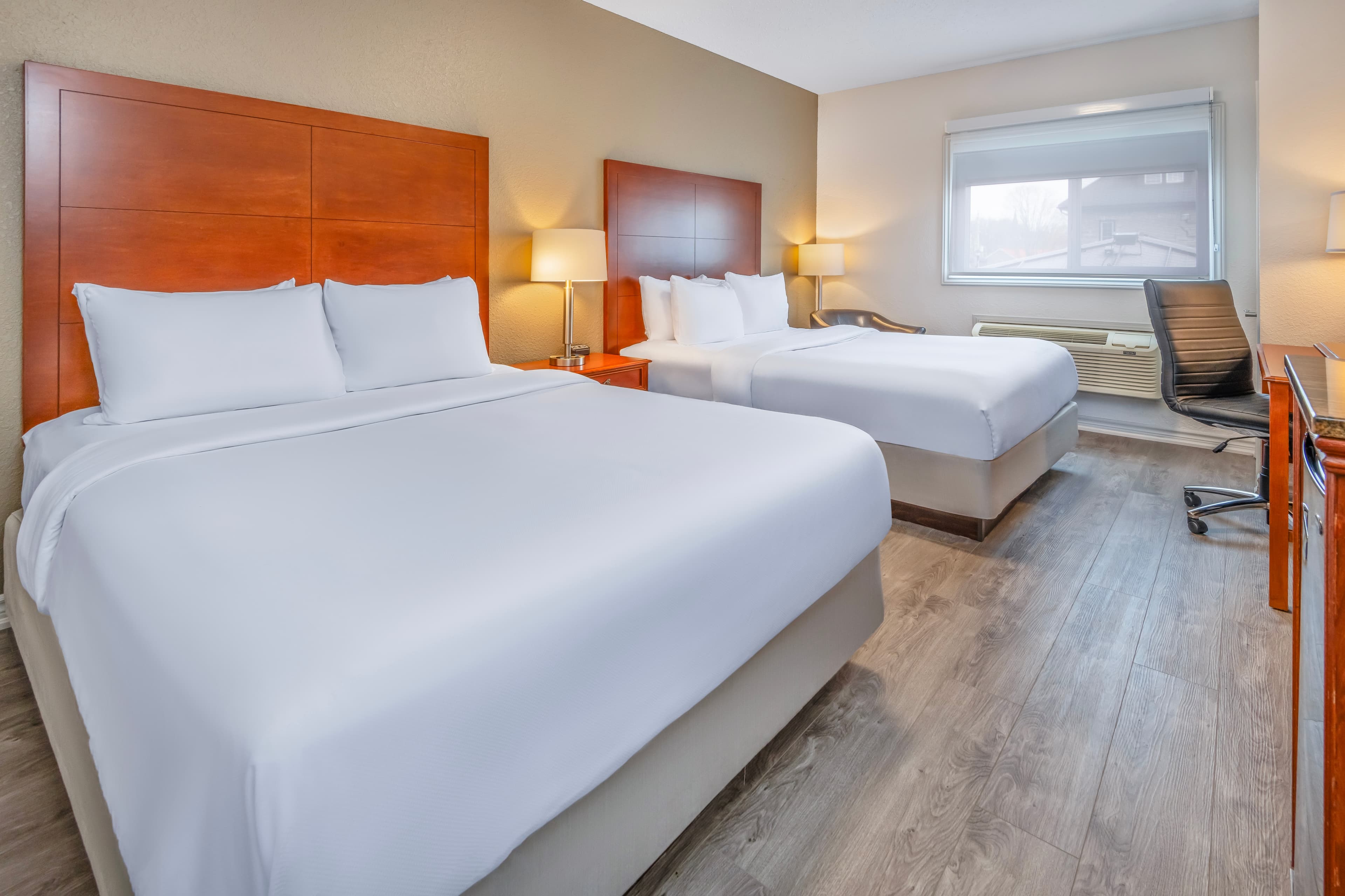 Comfort Inn & Suites Thousand Islands Harbour District — 14