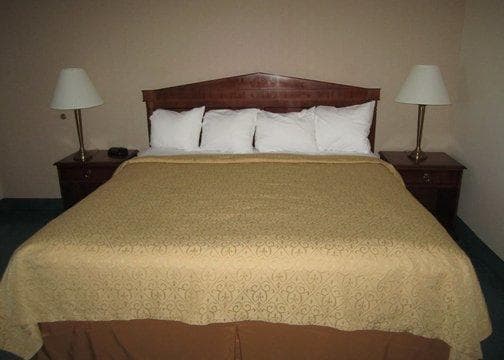 Quality Inn - Image 2