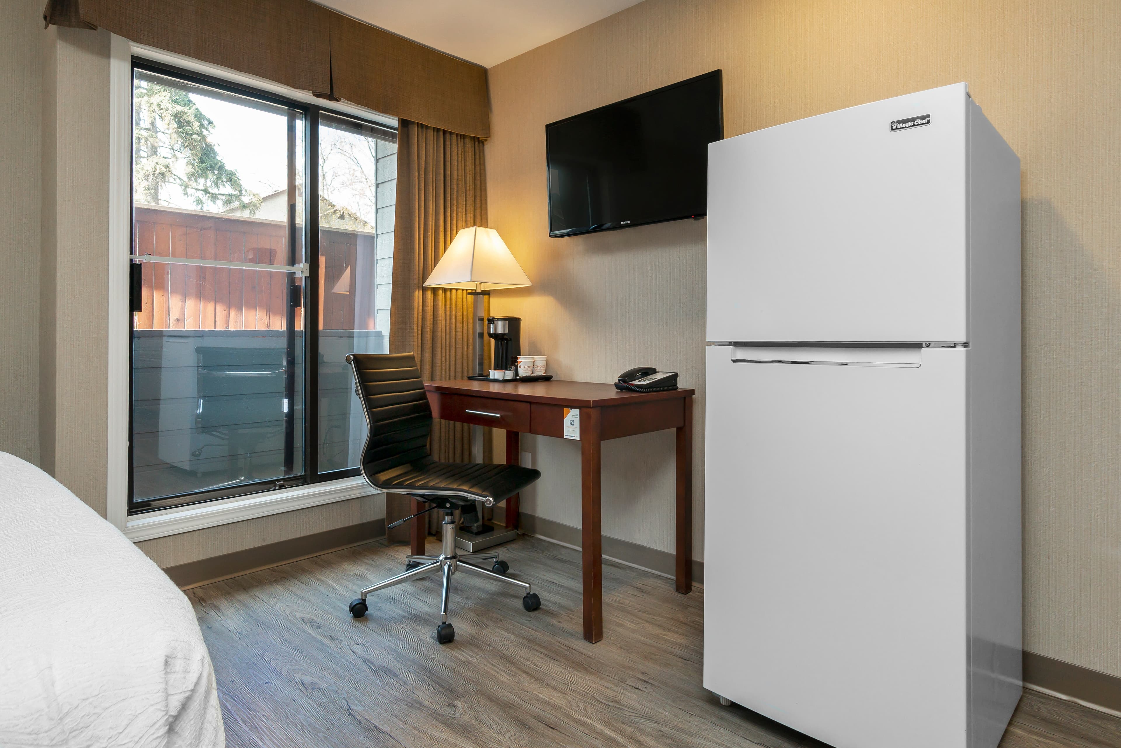 Quality Inn & Suites - Image 4
