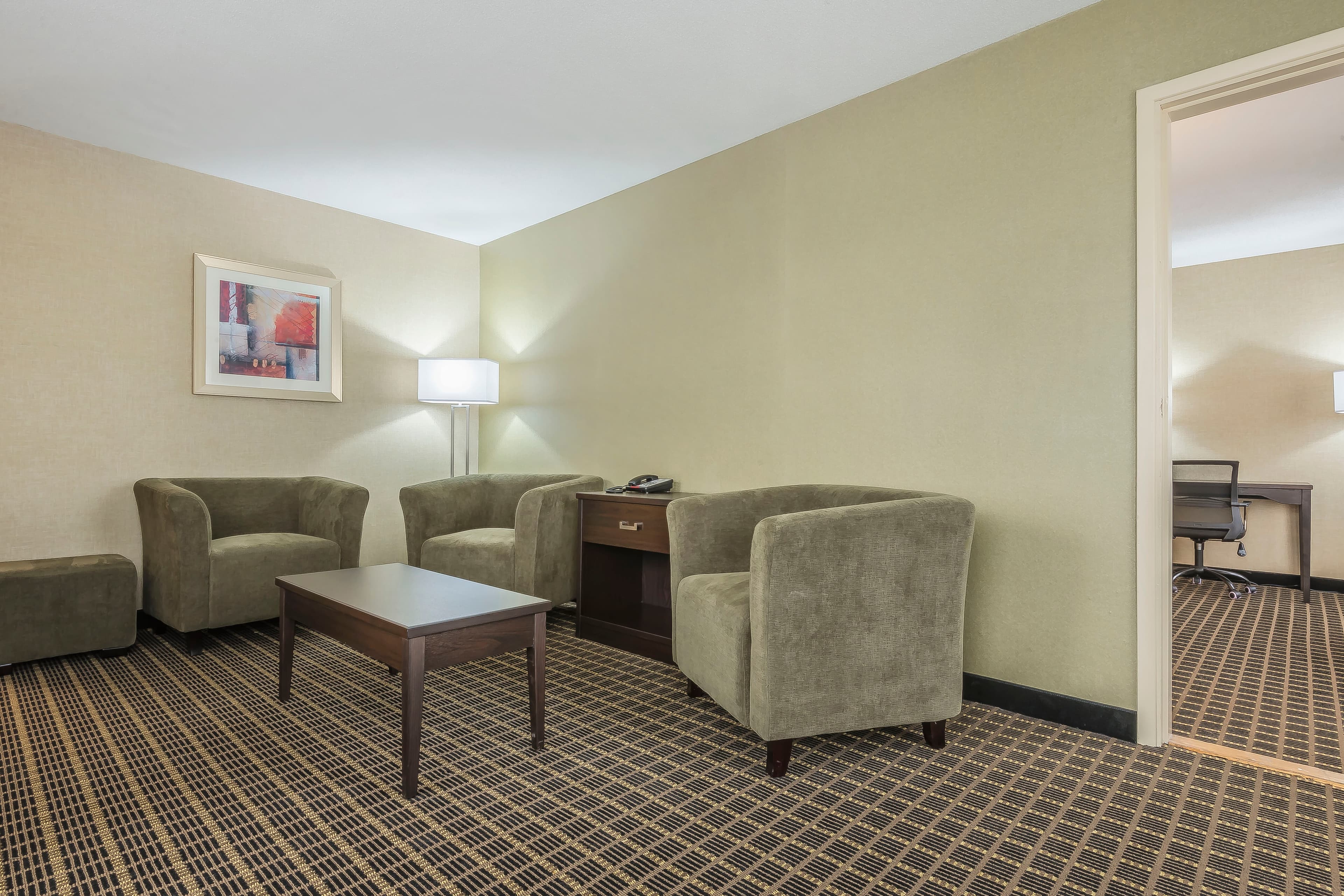 Quality Inn & Suites Downtown — 14