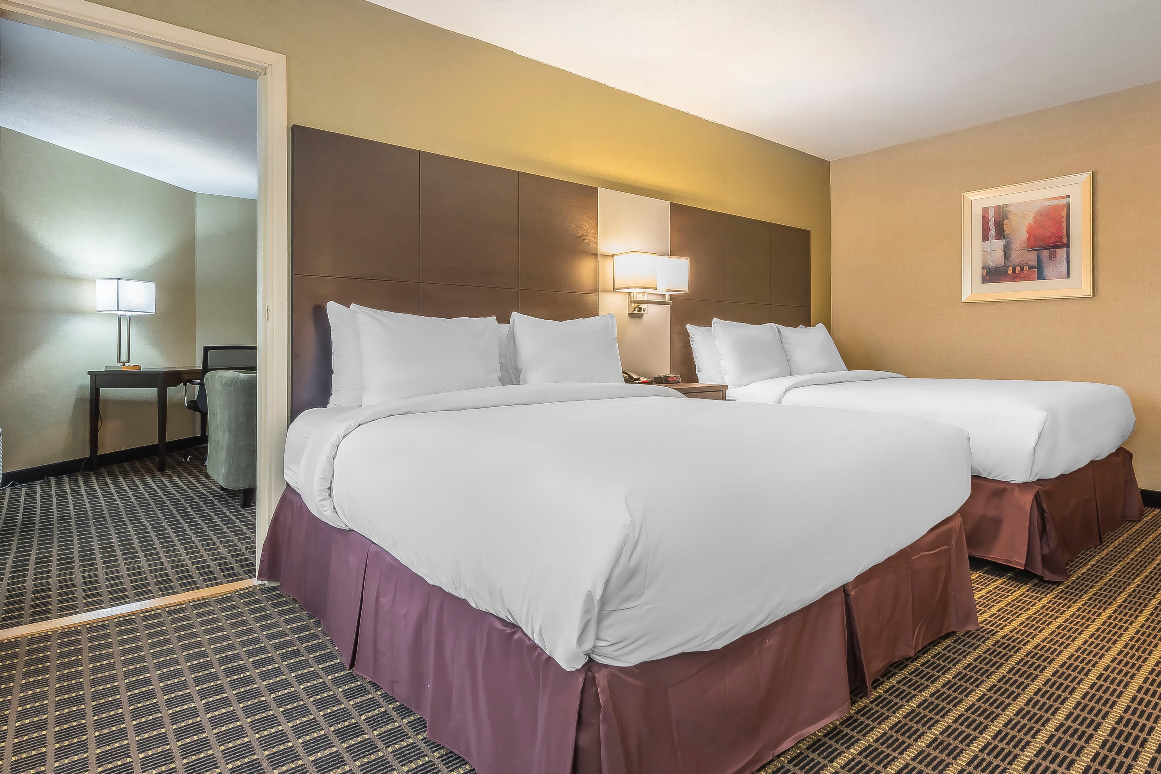 Quality Inn & Suites Downtown — 20