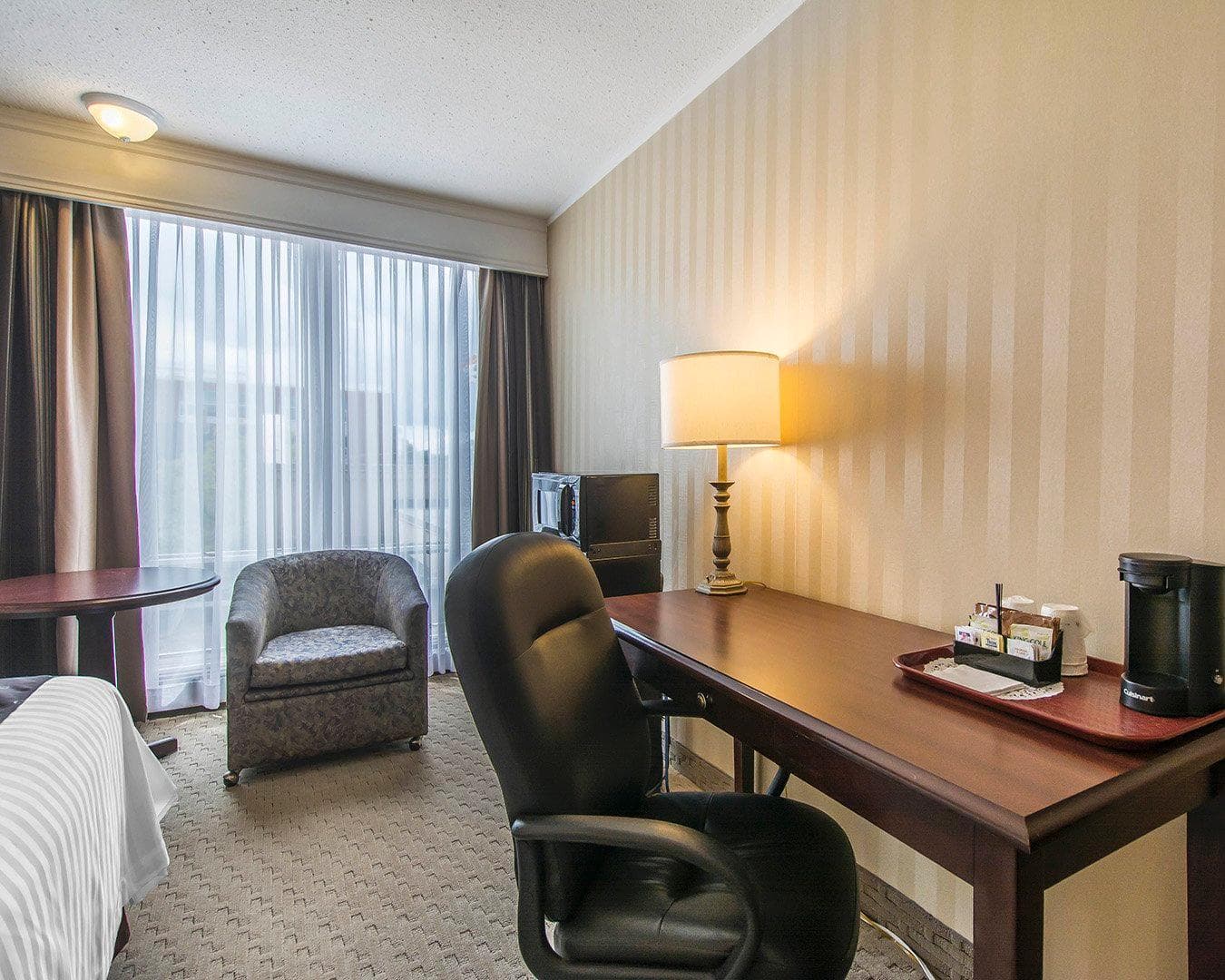 Quality Inn & Suites Downtown — 7