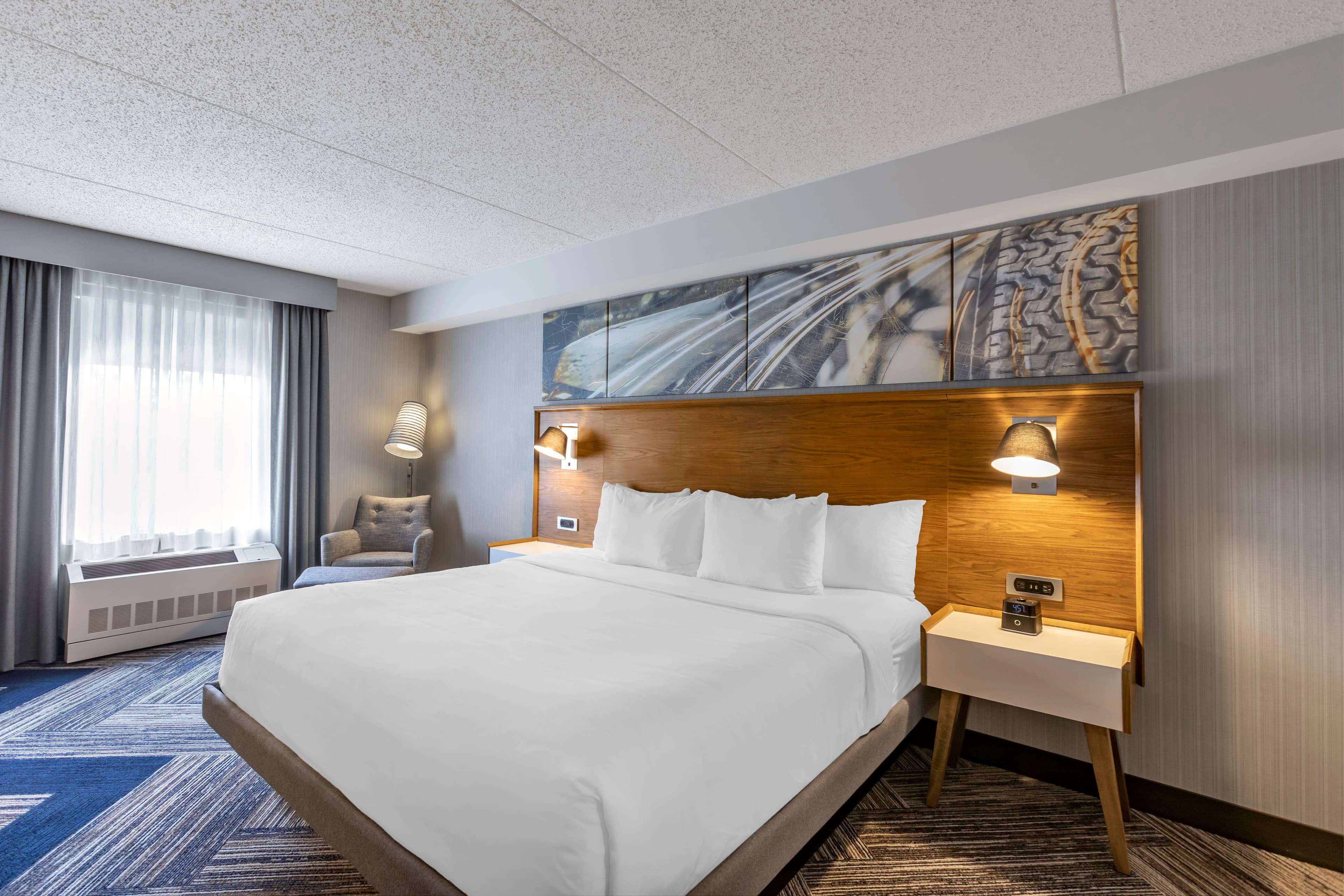 Comfort Inn - Image 2