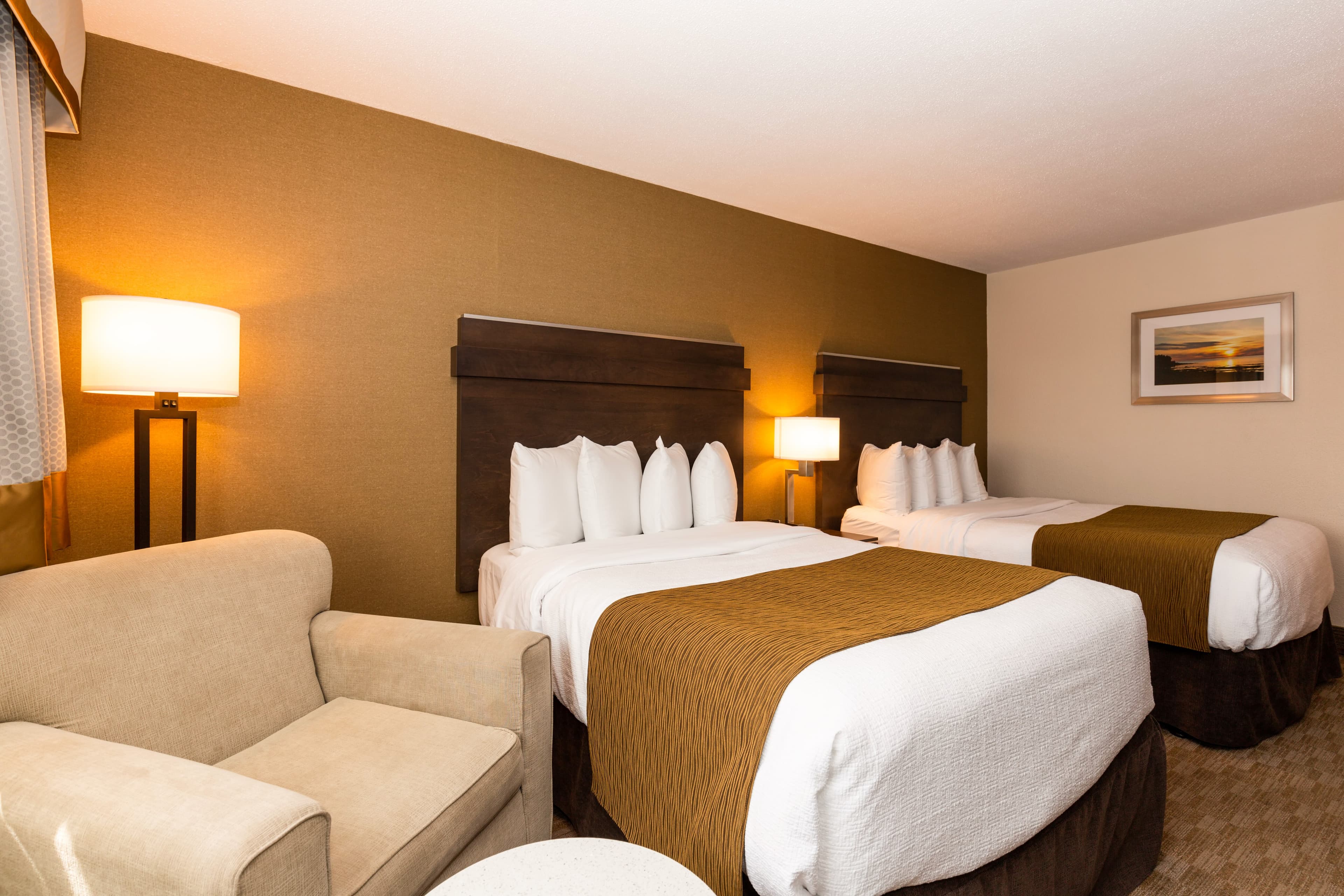 Quality Inn & Suites - Image 3