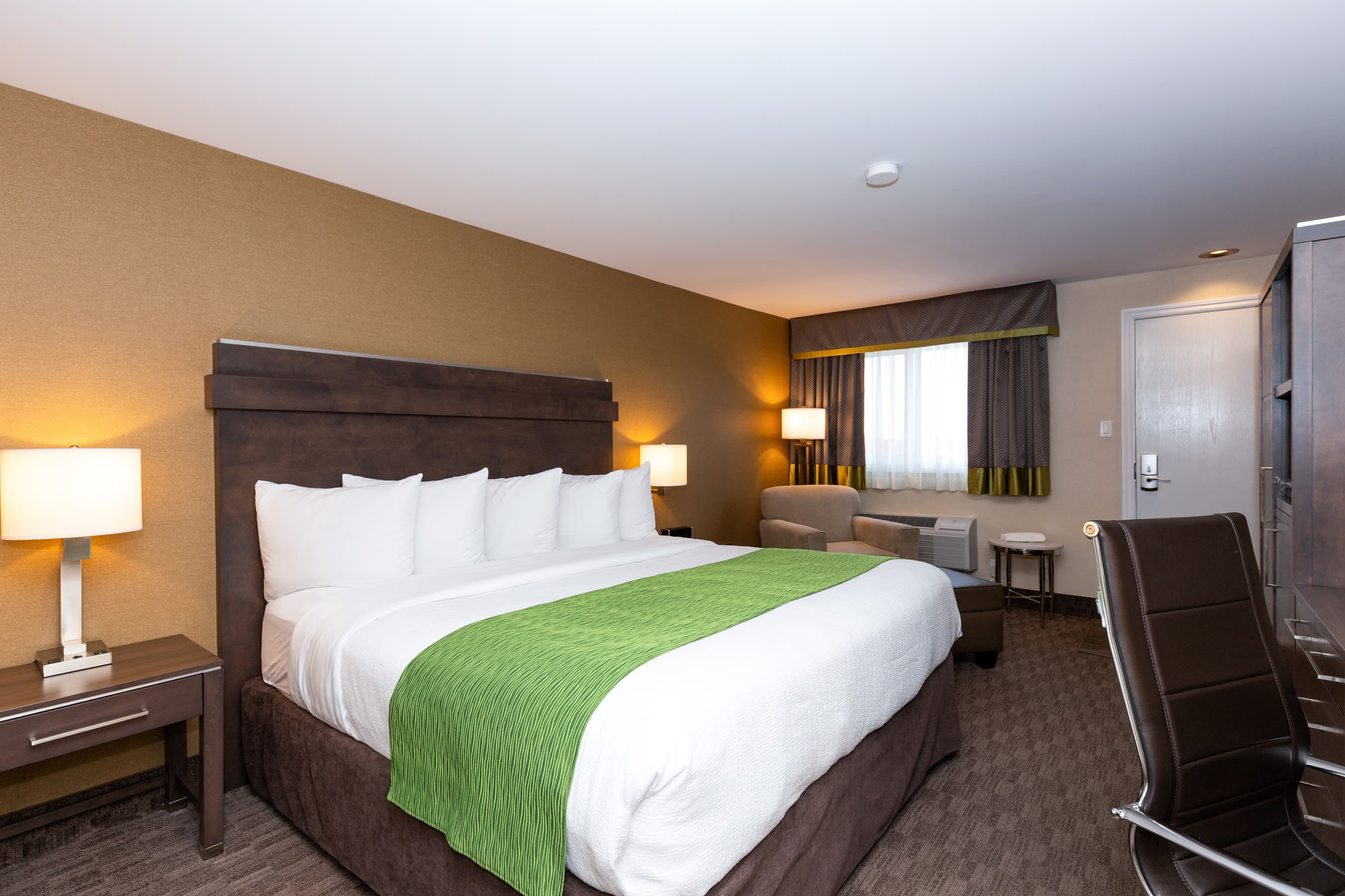 Quality Inn & Suites — 6