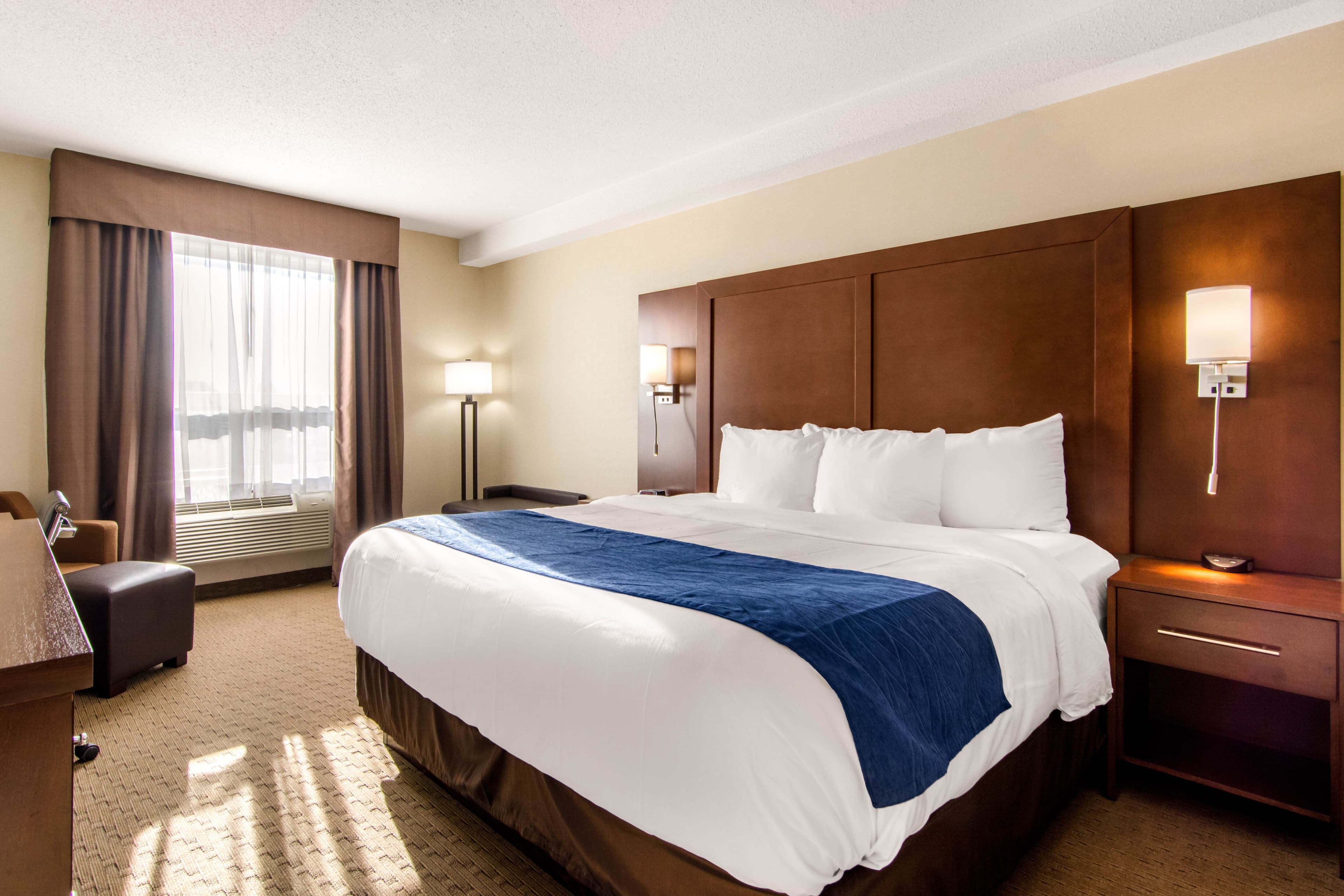 Comfort Inn & Suites — 6