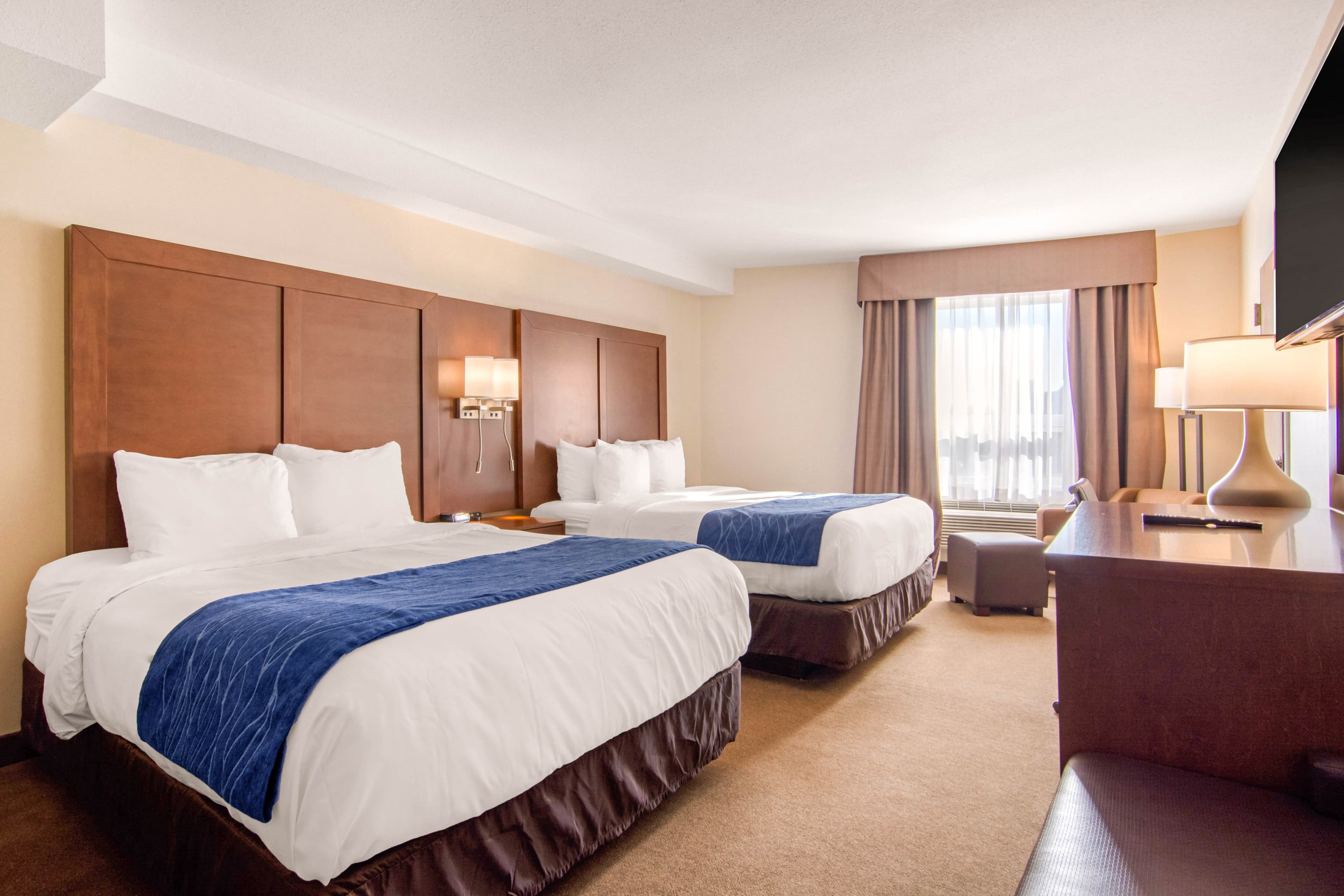 Comfort Inn & Suites — 17