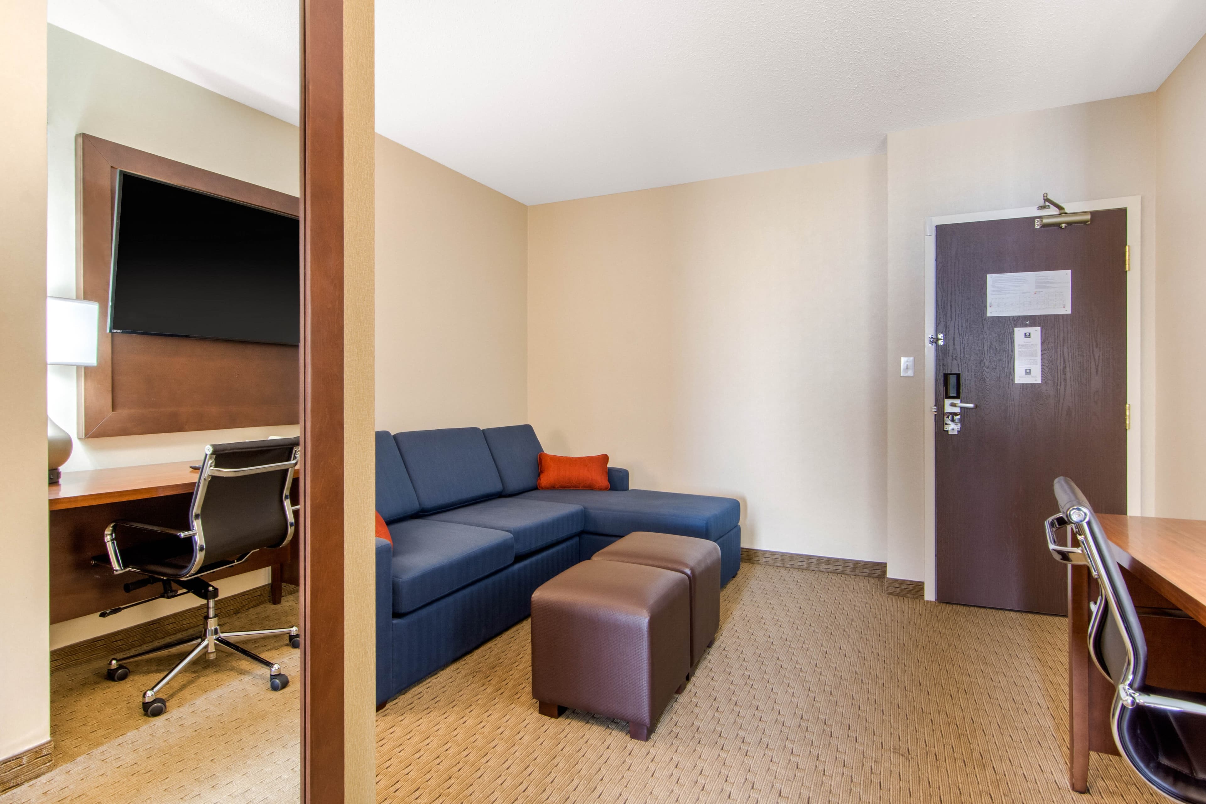 Comfort Inn & Suites — 31