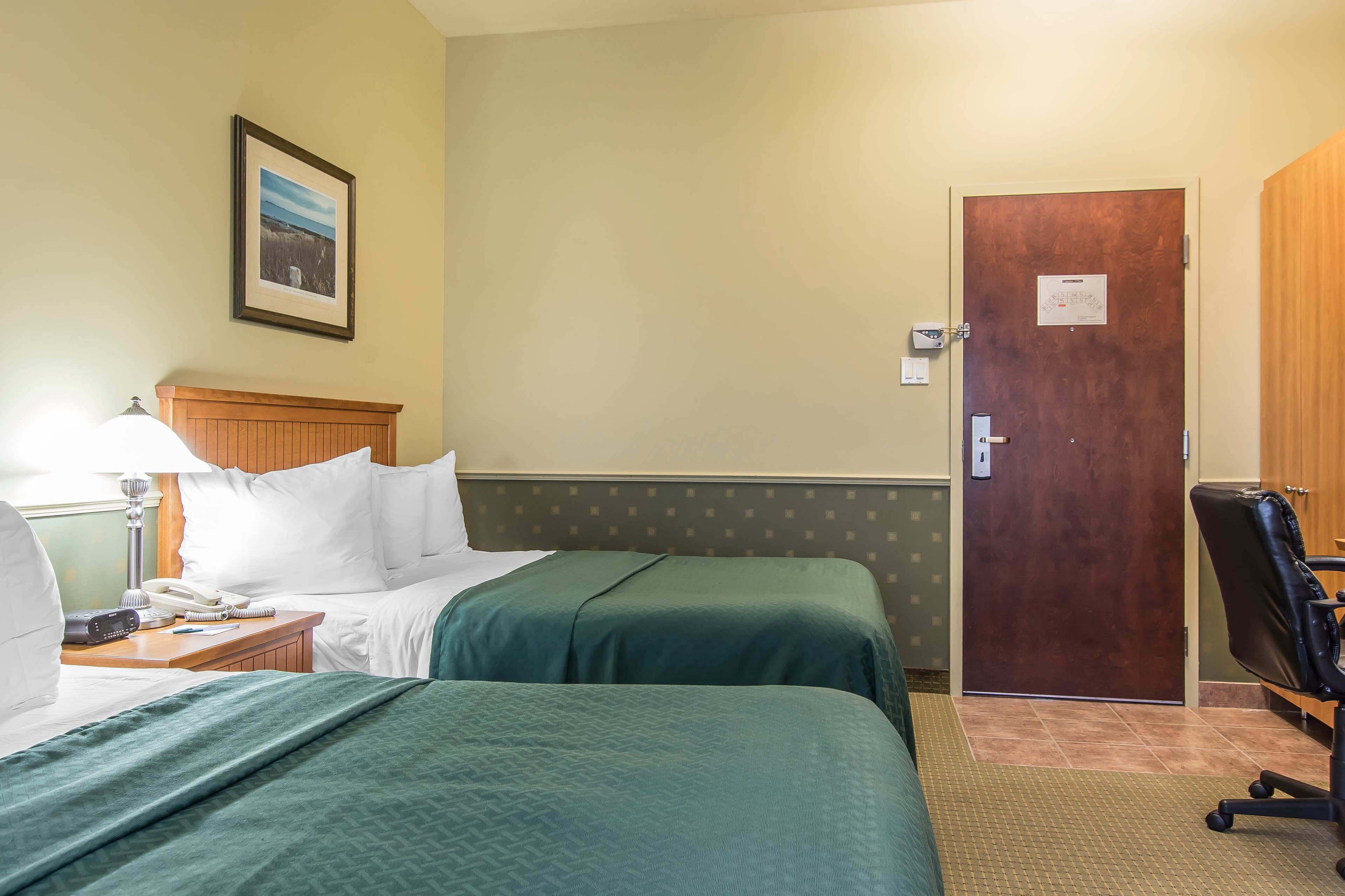 Quality Inn - Image 3