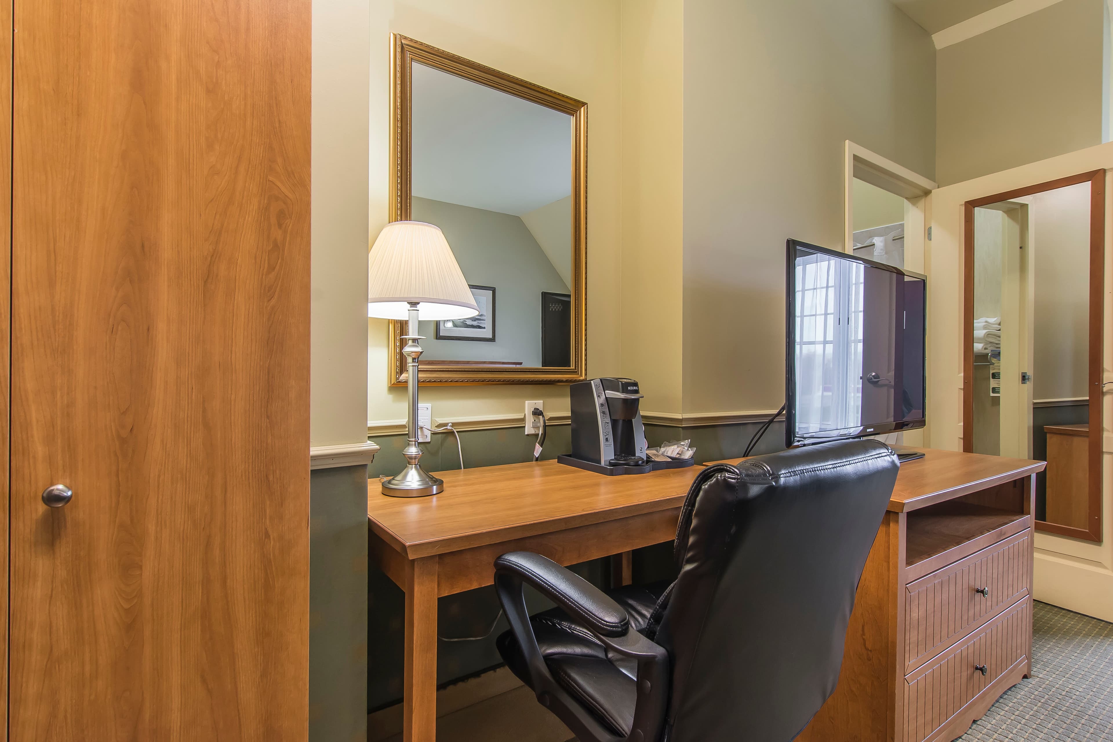 Quality Inn - Image 5