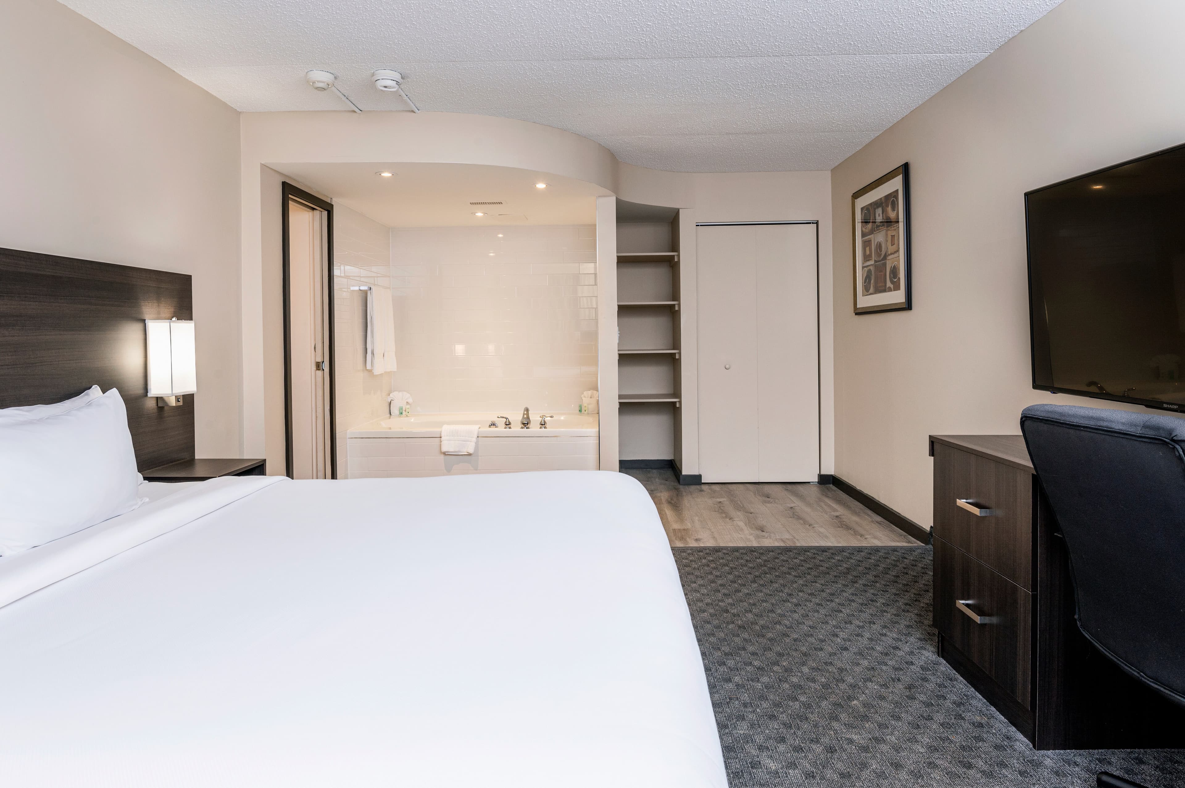 Quality Inn & Conference Centre Kingston Central — 19