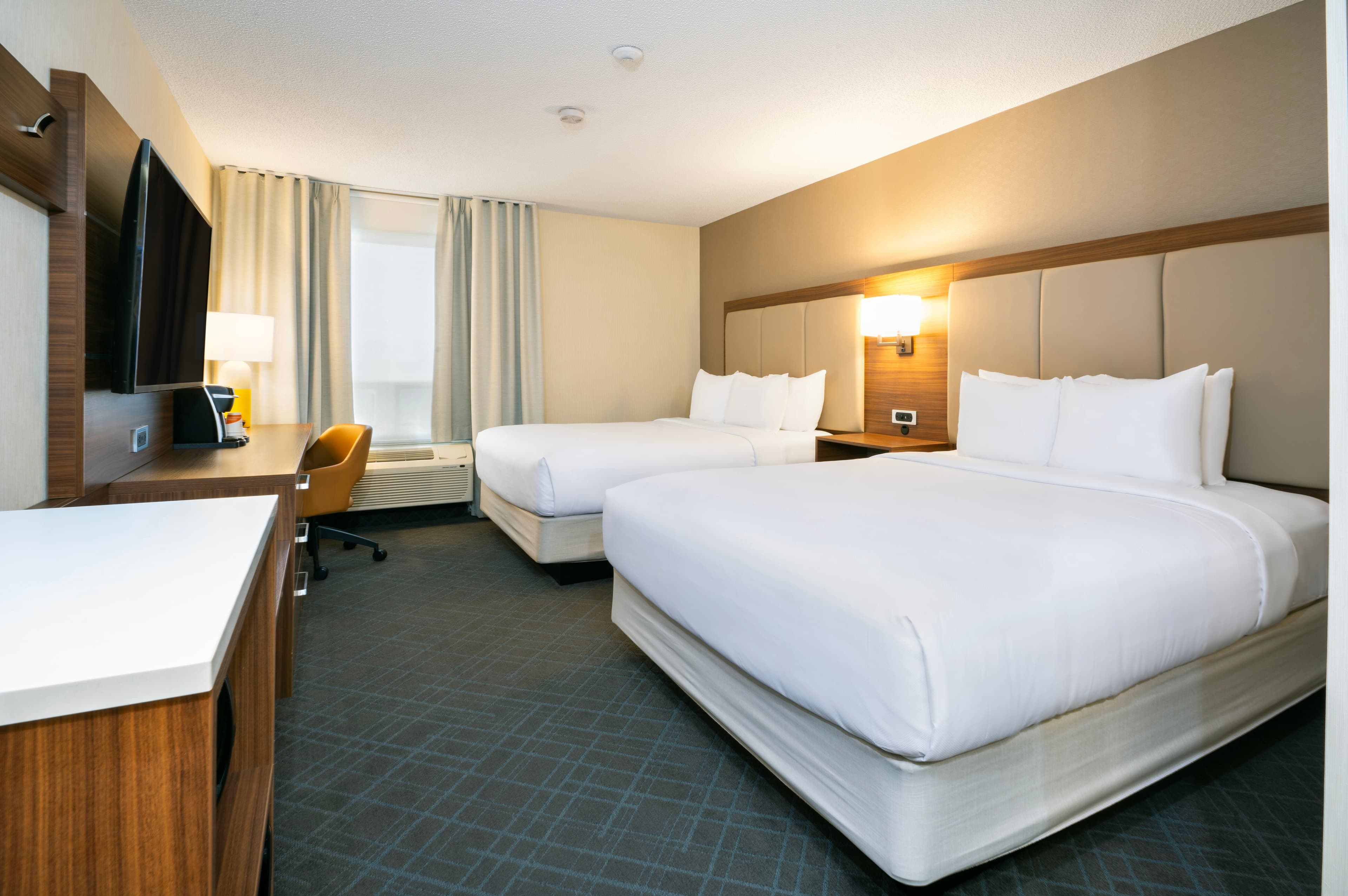 Comfort Inn & Suites — 8