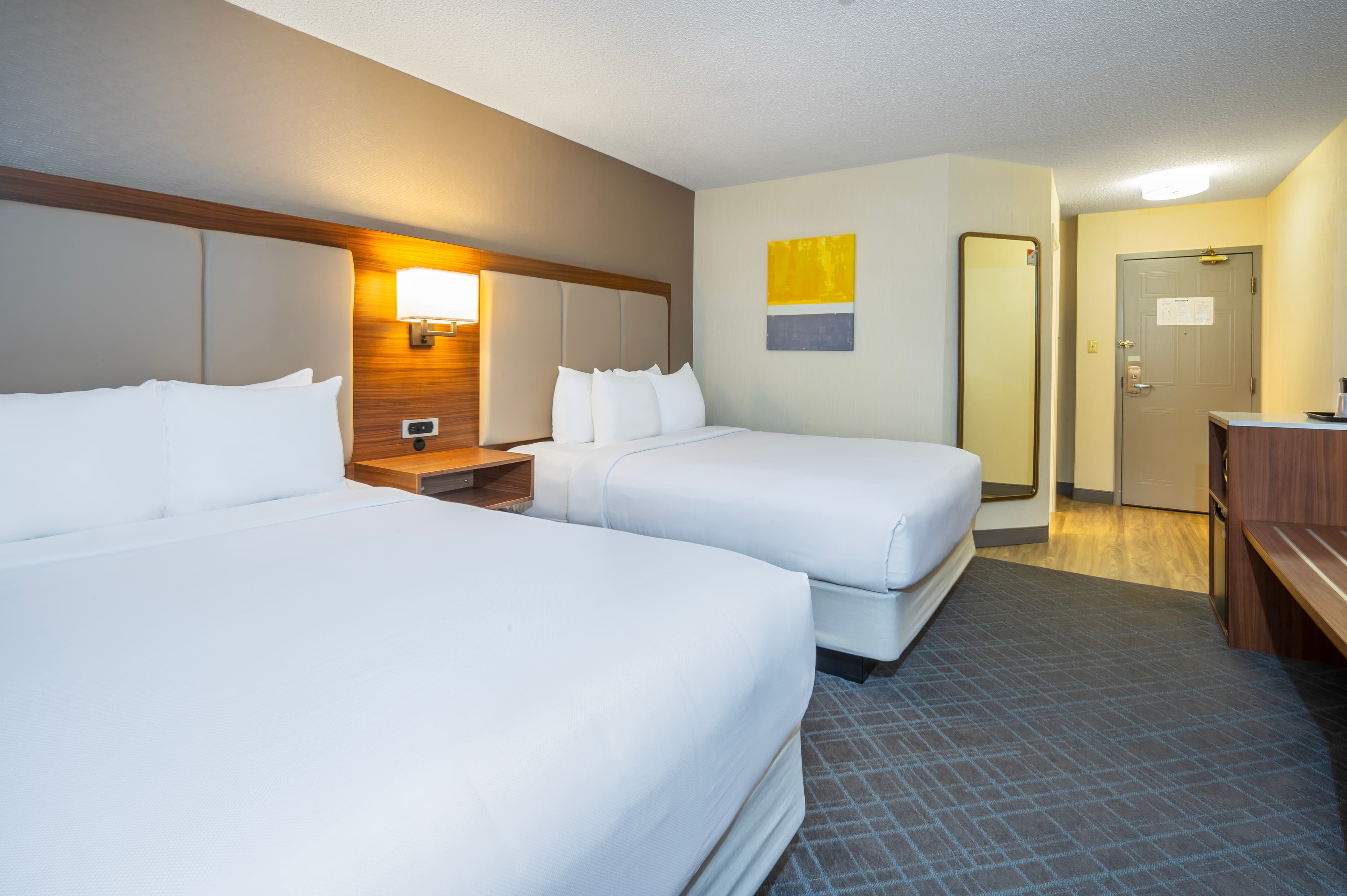 Comfort Inn & Suites — 10