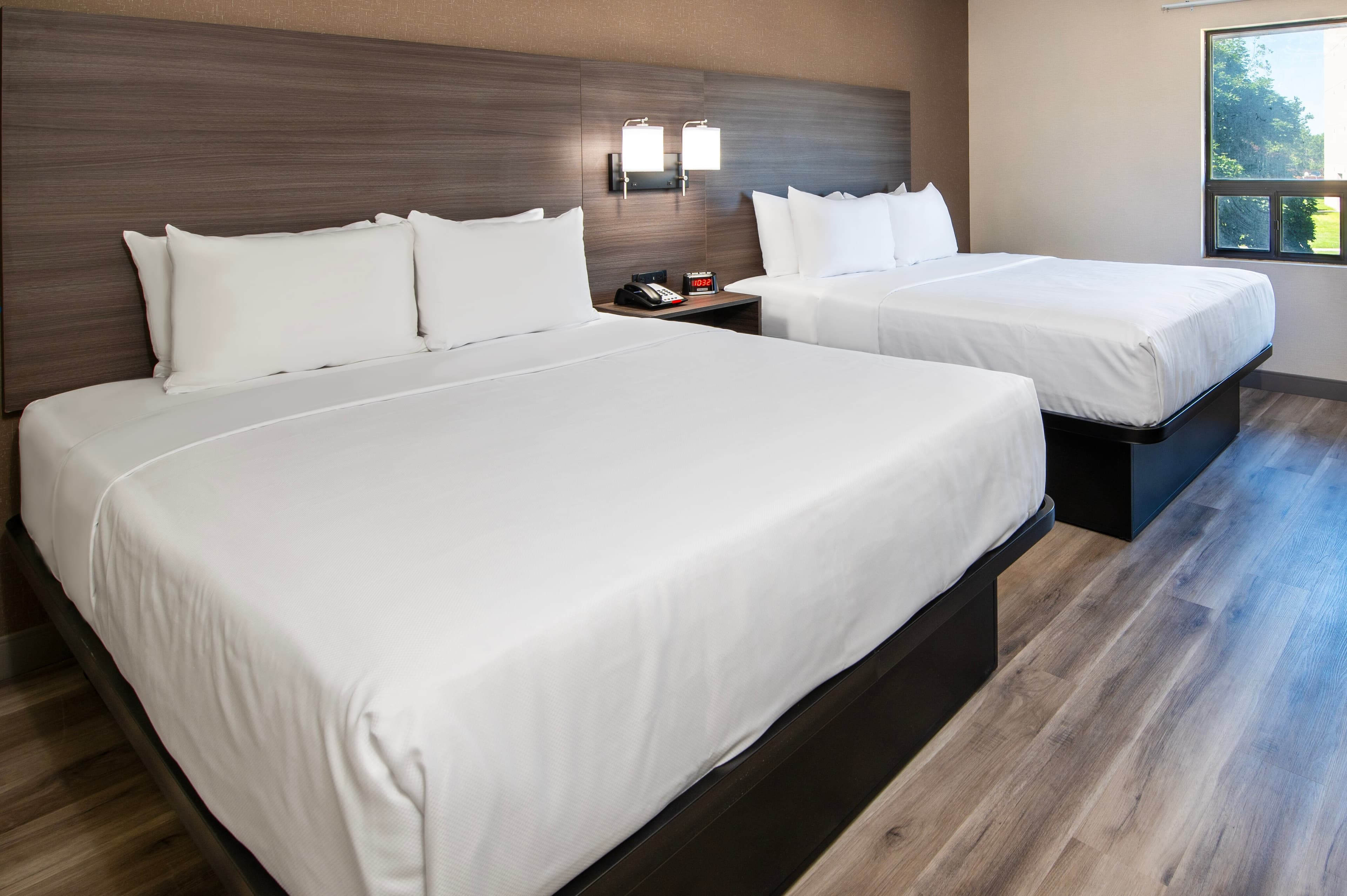 Quality Inn - Image 3