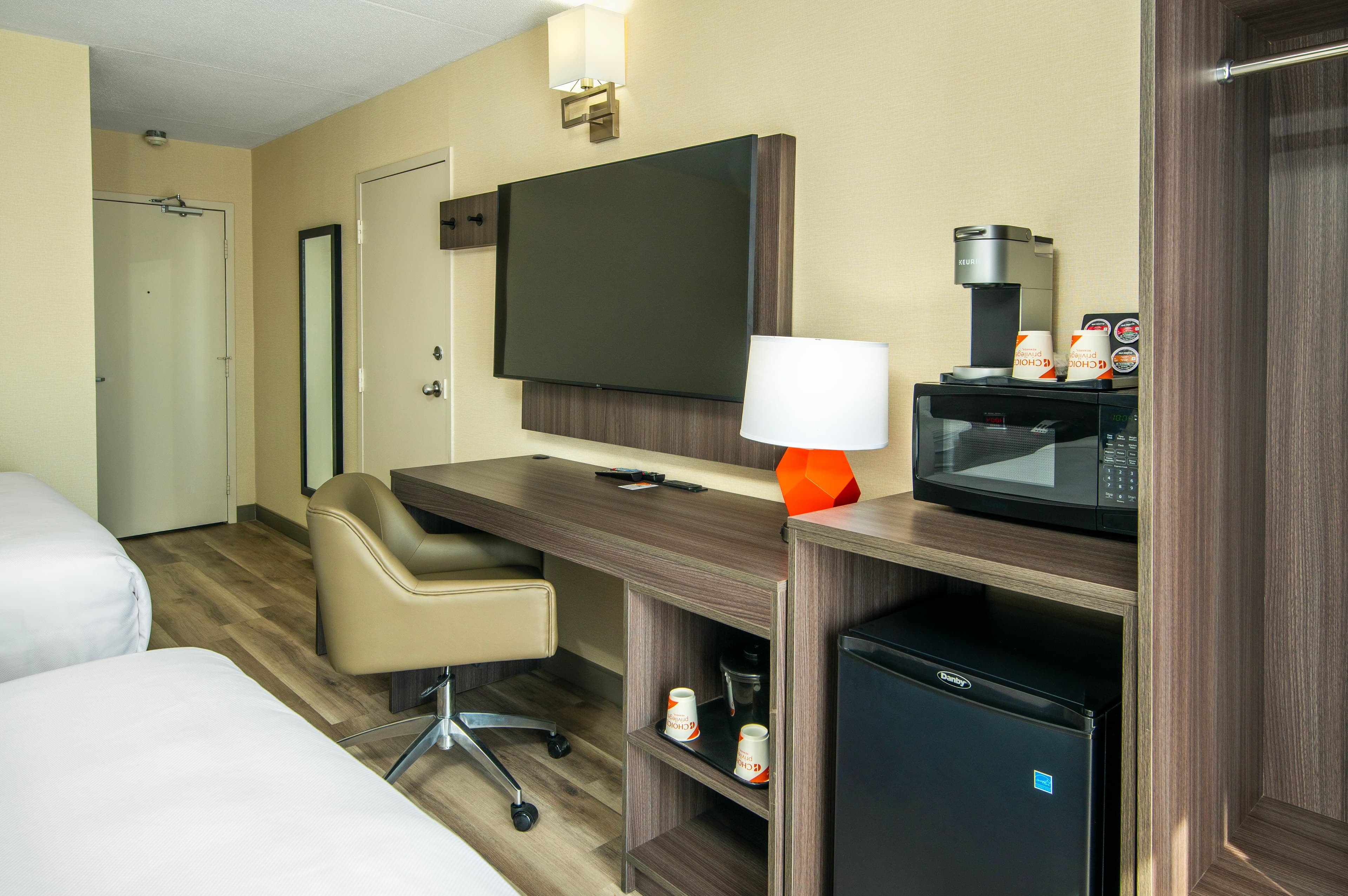 Quality Inn - Image 2
