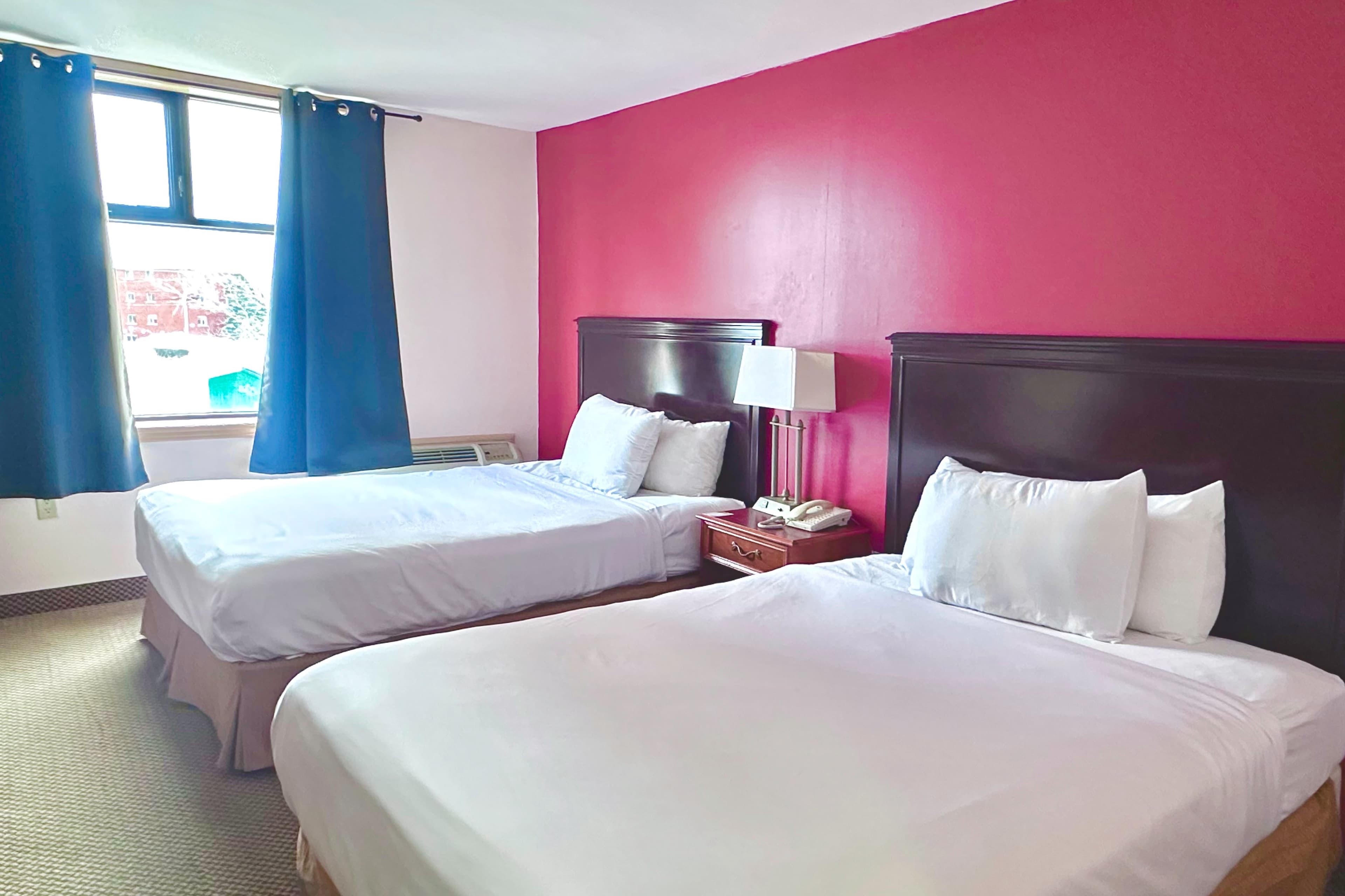 Econo Lodge City Centre — 8