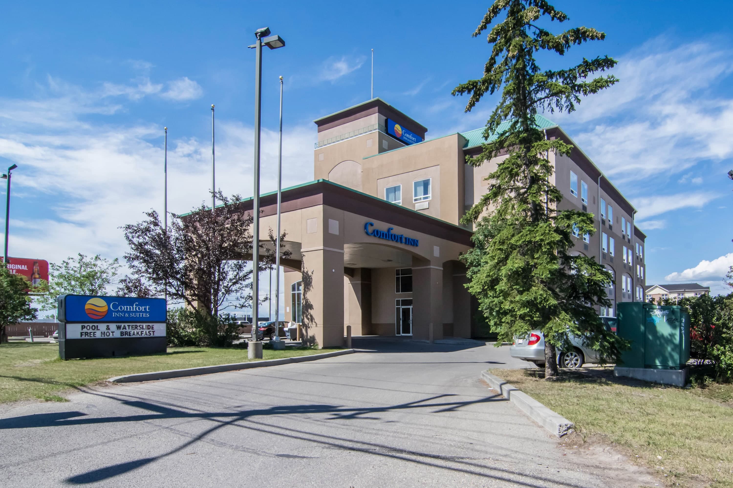 Comfort Inn & Suites Airport South - Image 1