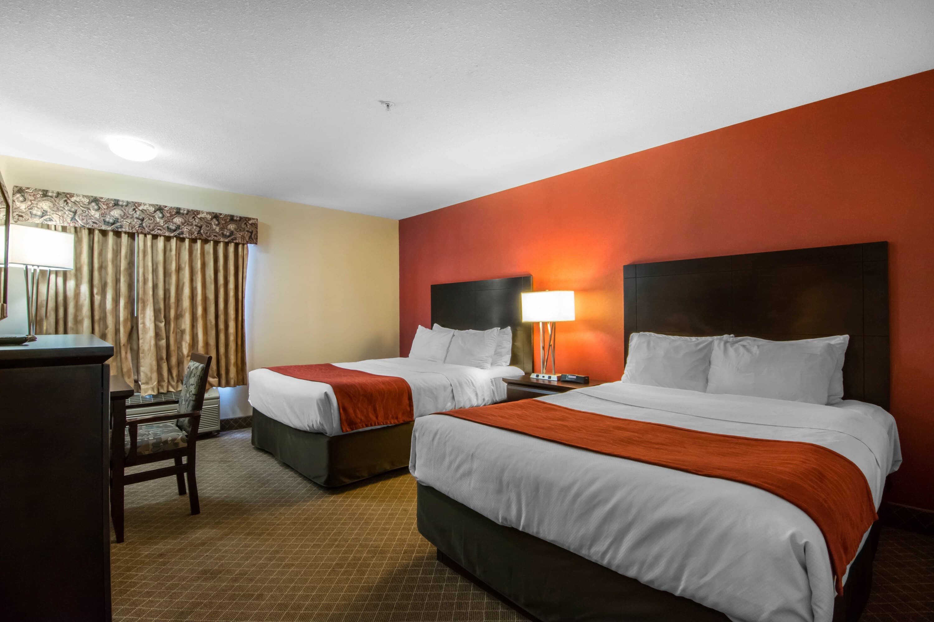 Comfort Inn & Suites Airport South — 6