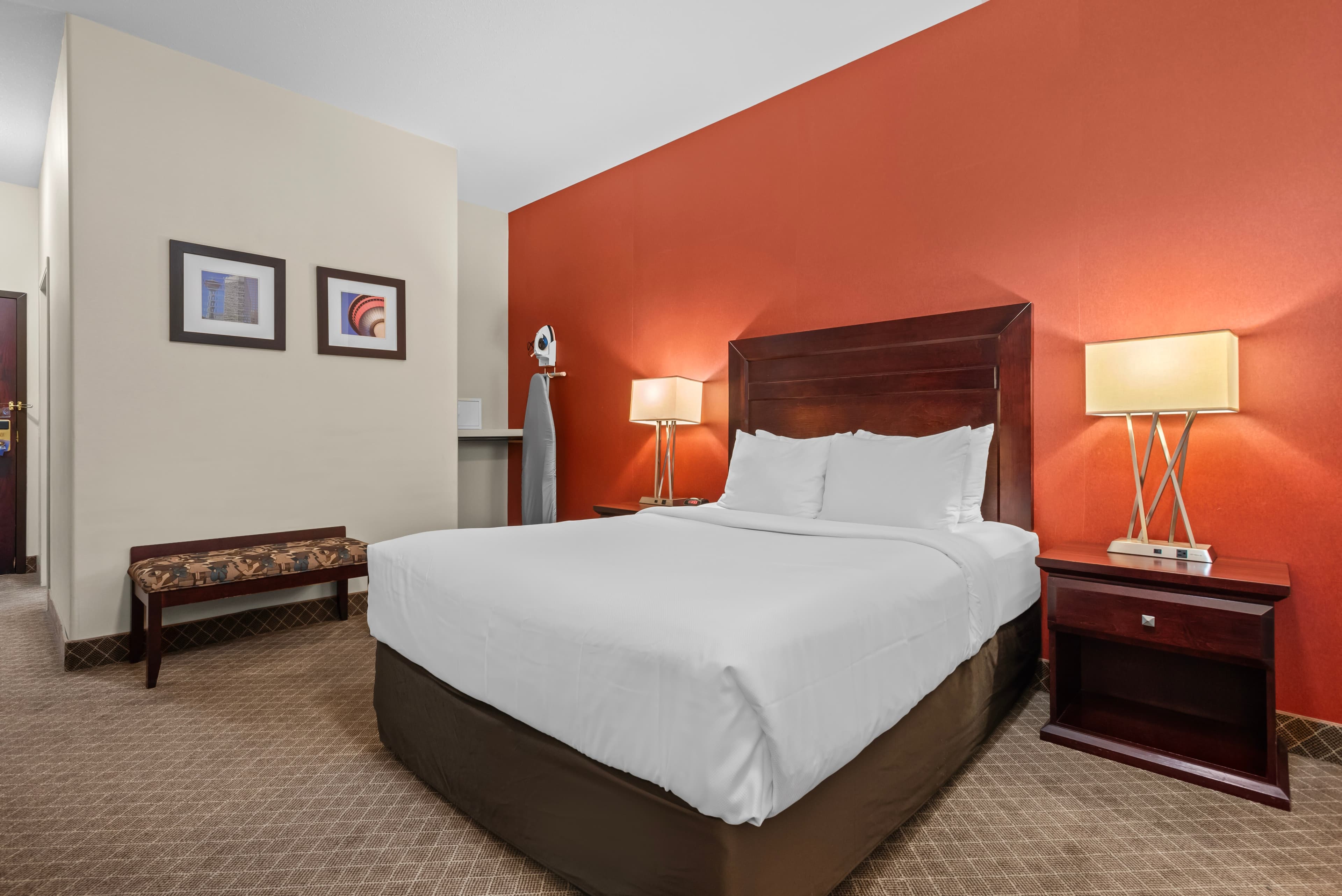 Comfort Inn & Suites Airport South — 3