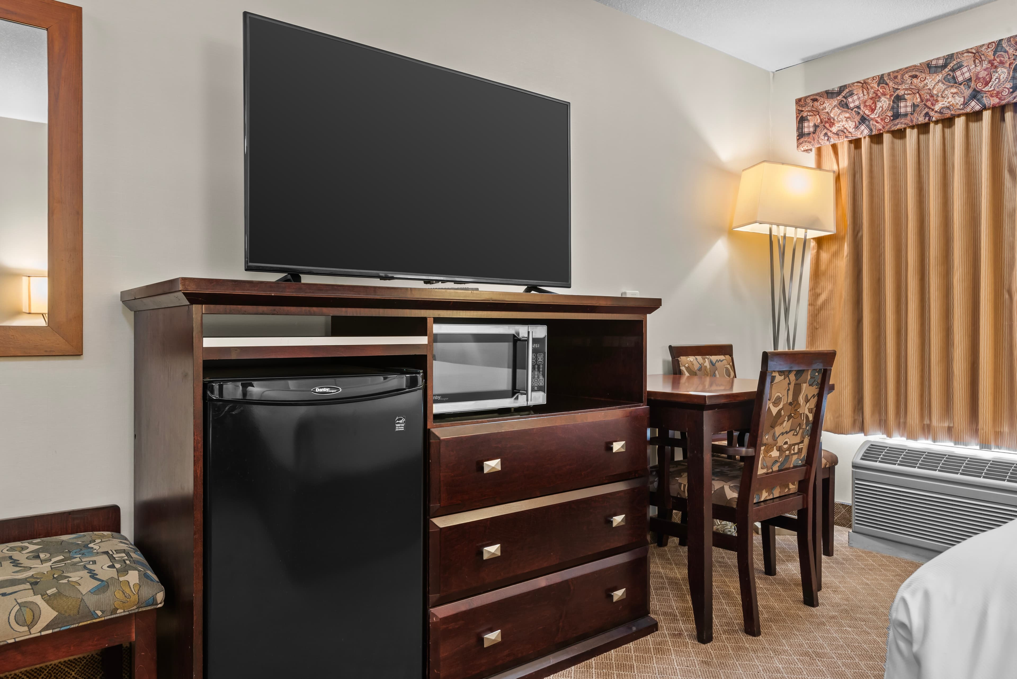Comfort Inn & Suites Airport South — 12
