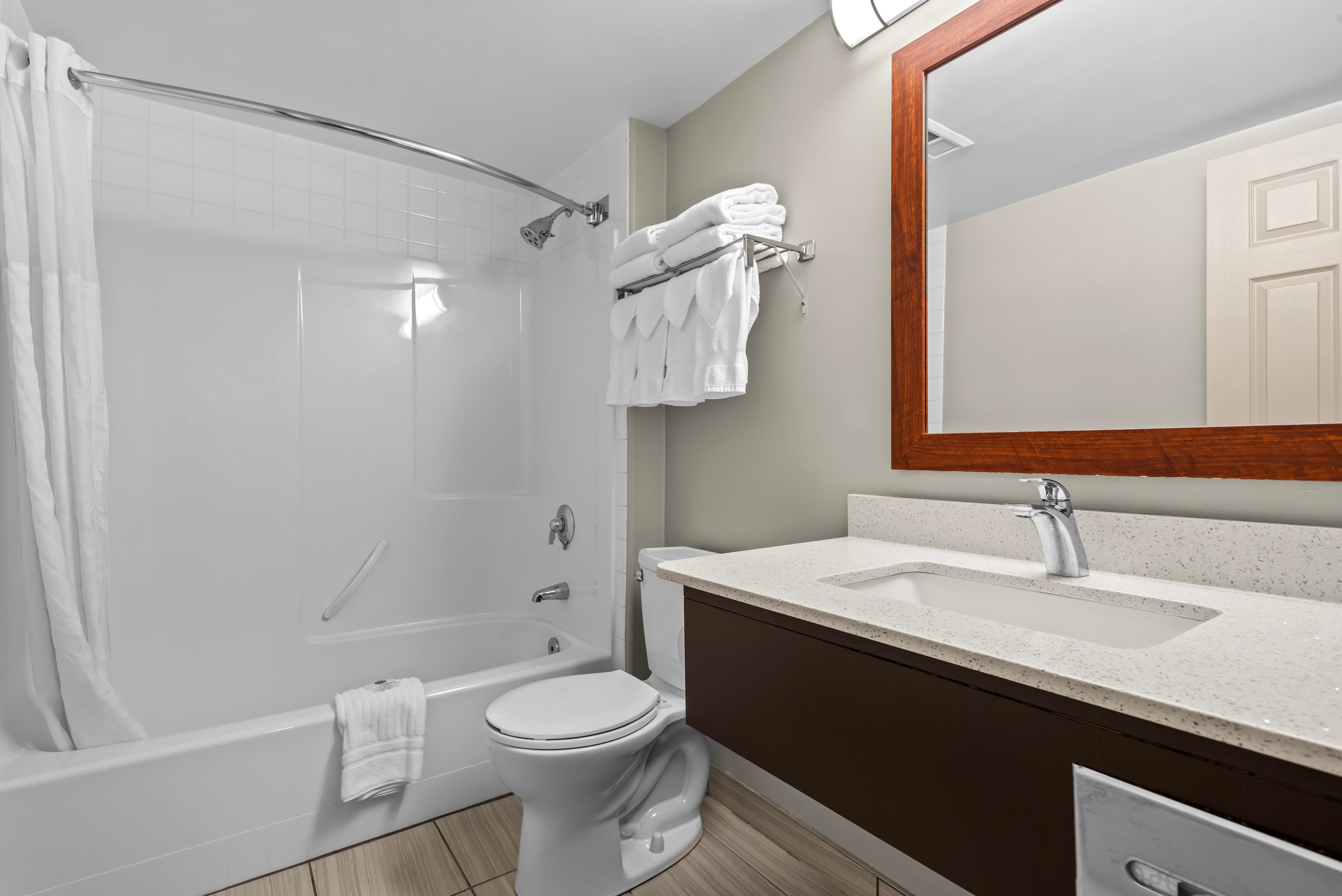 Comfort Inn & Suites Airport South — 17