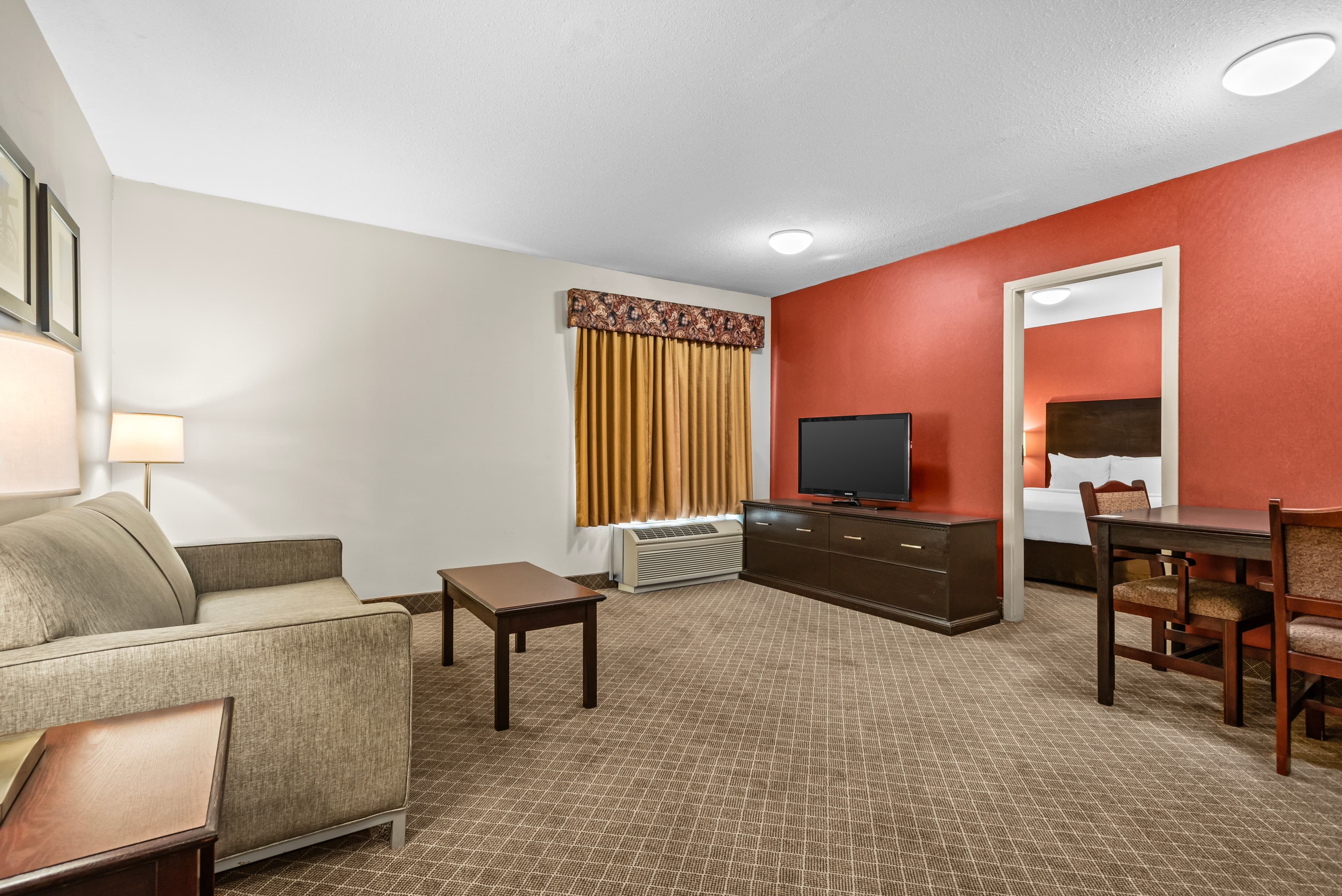 Comfort Inn & Suites Airport South — 26