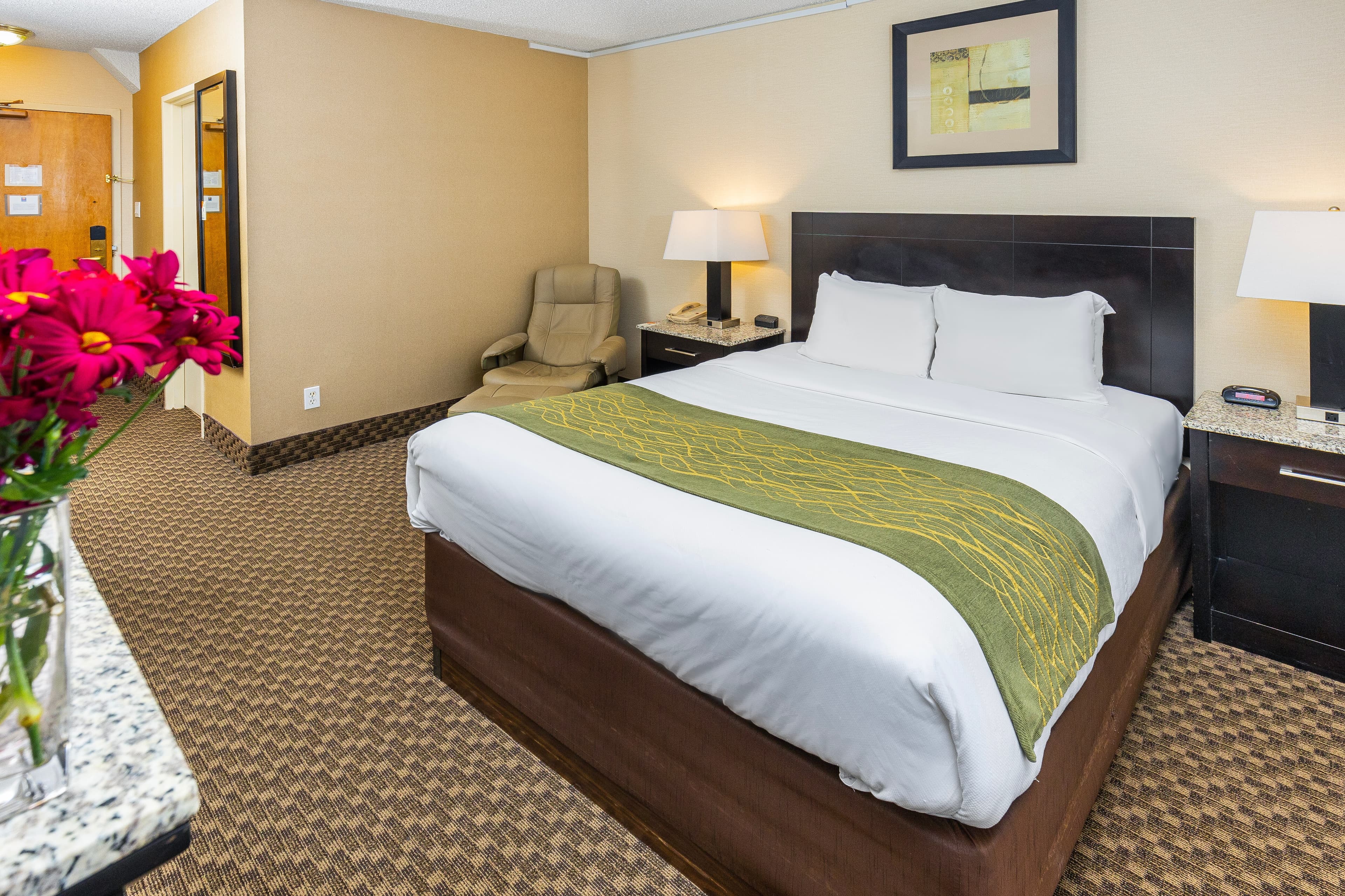 Comfort Inn & Suites — 7
