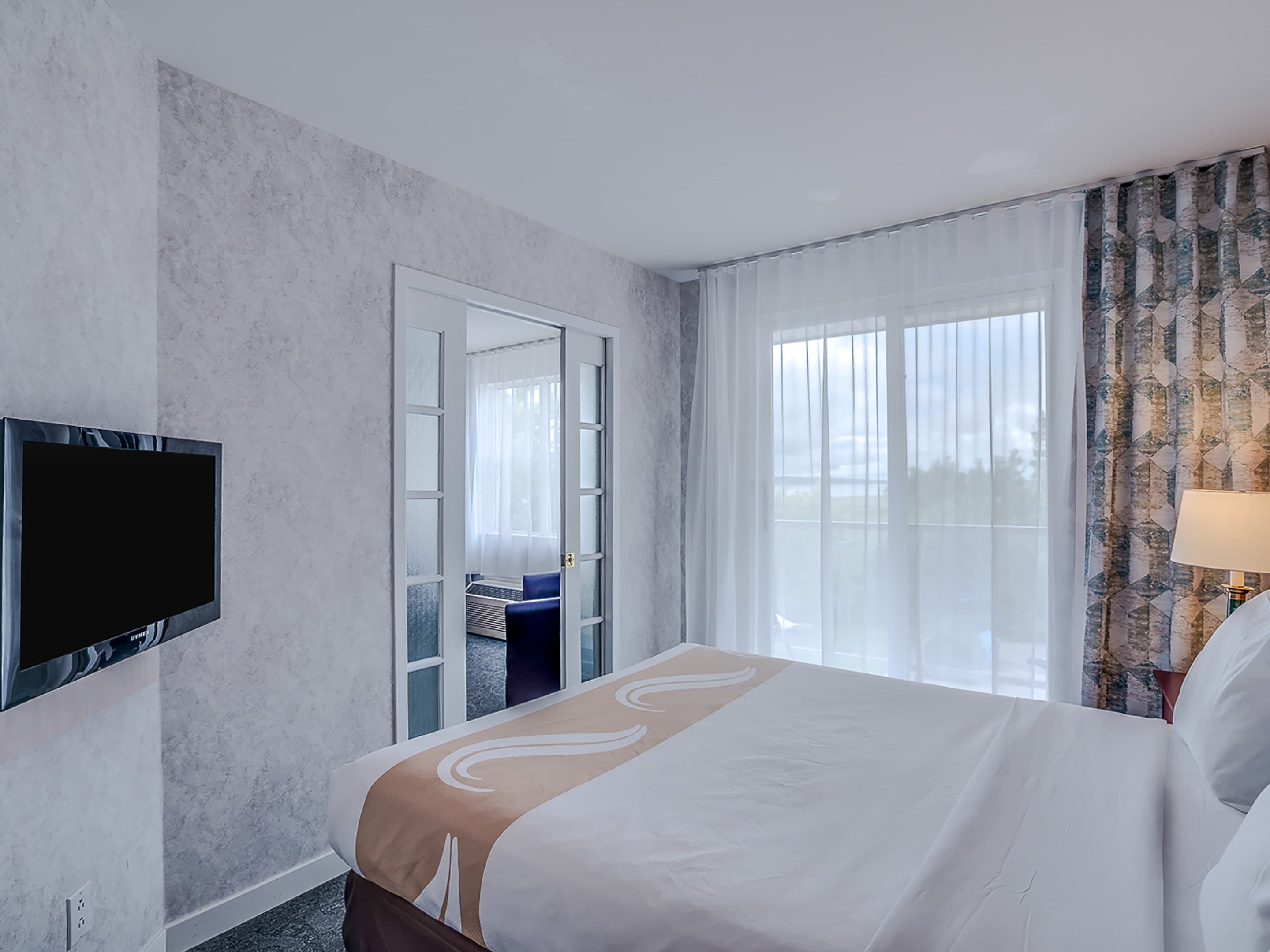 Quality Suites — 10