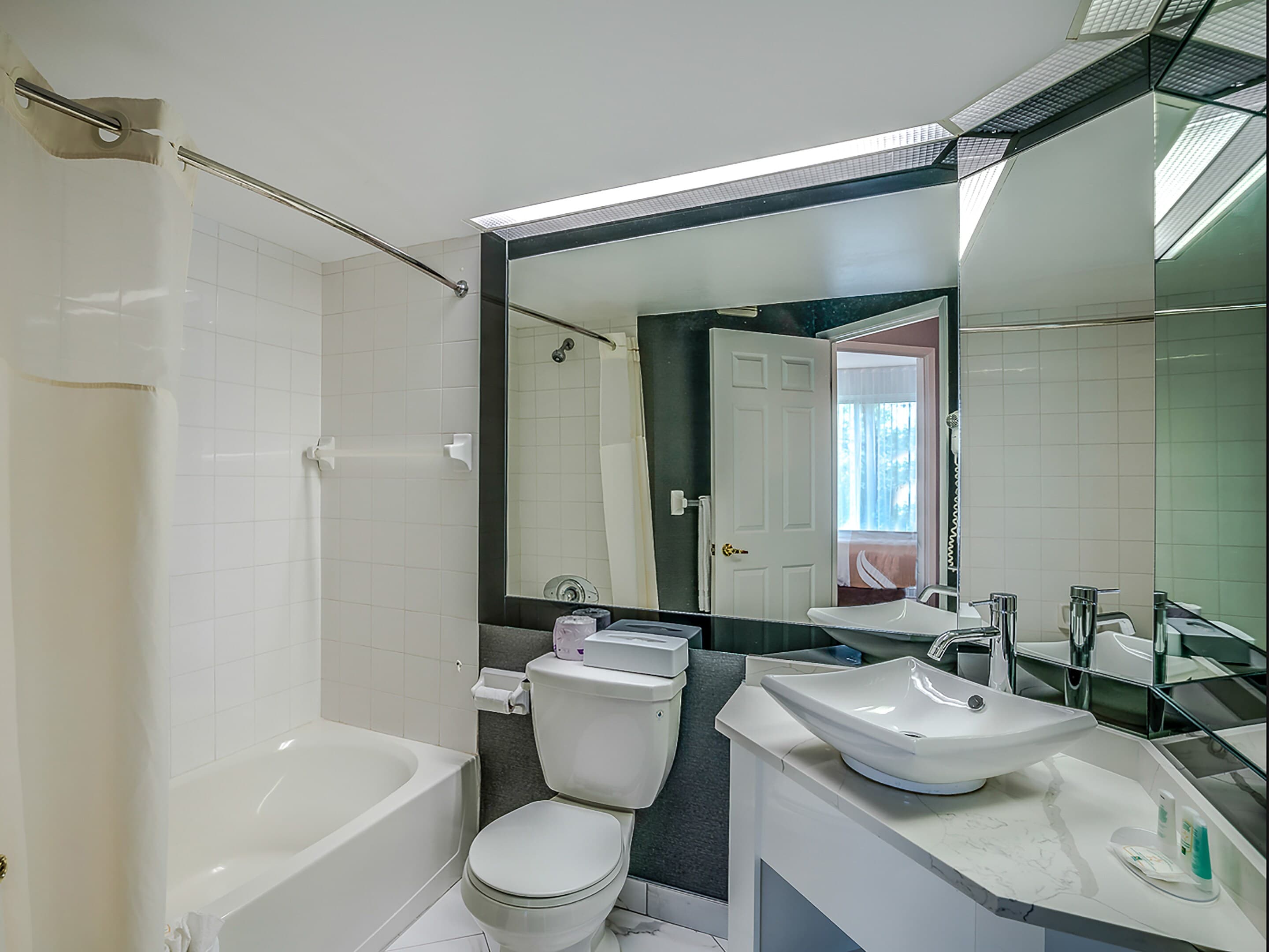 Quality Suites - Image 3