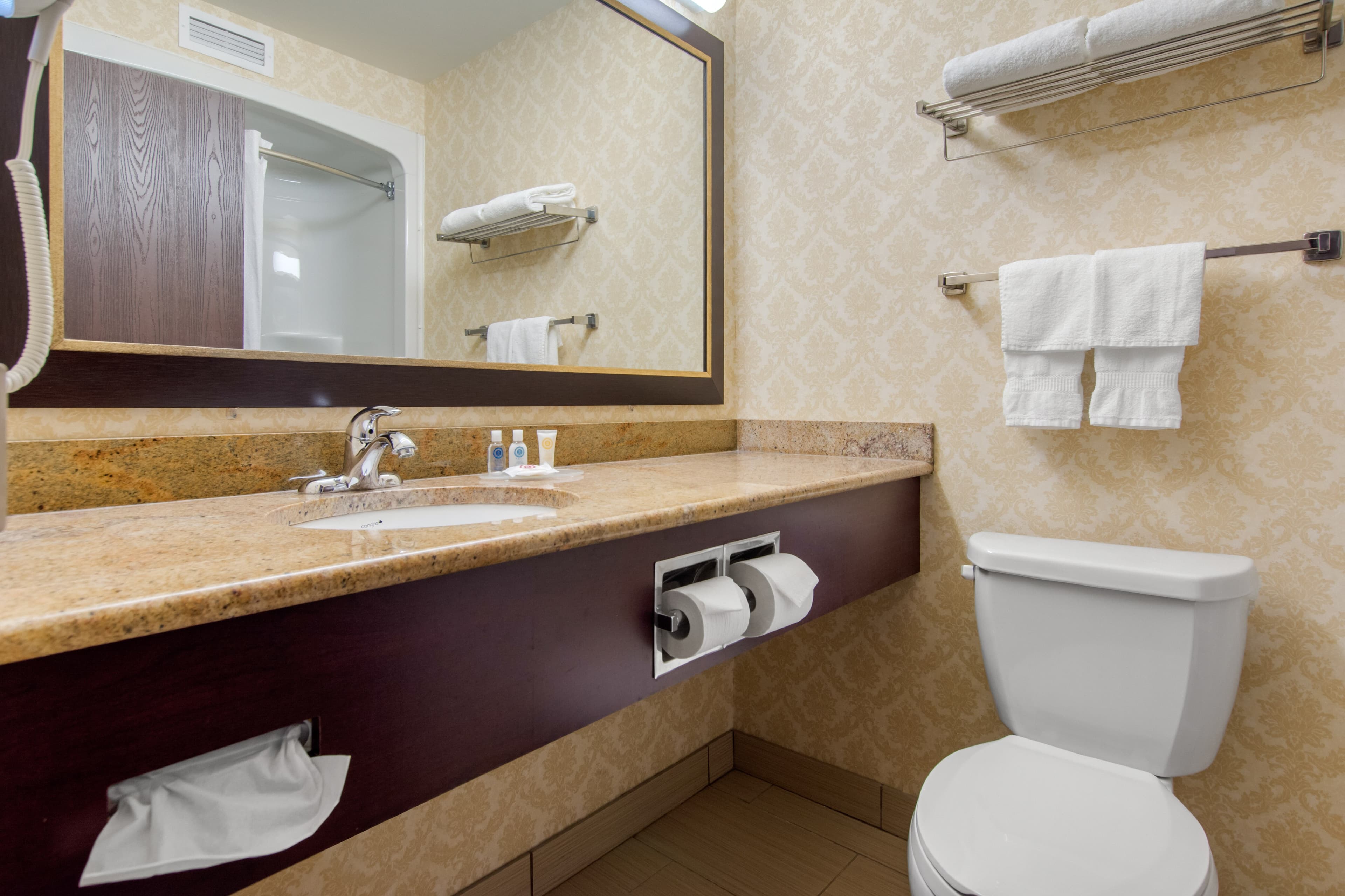 Comfort Inn & Suites — 6