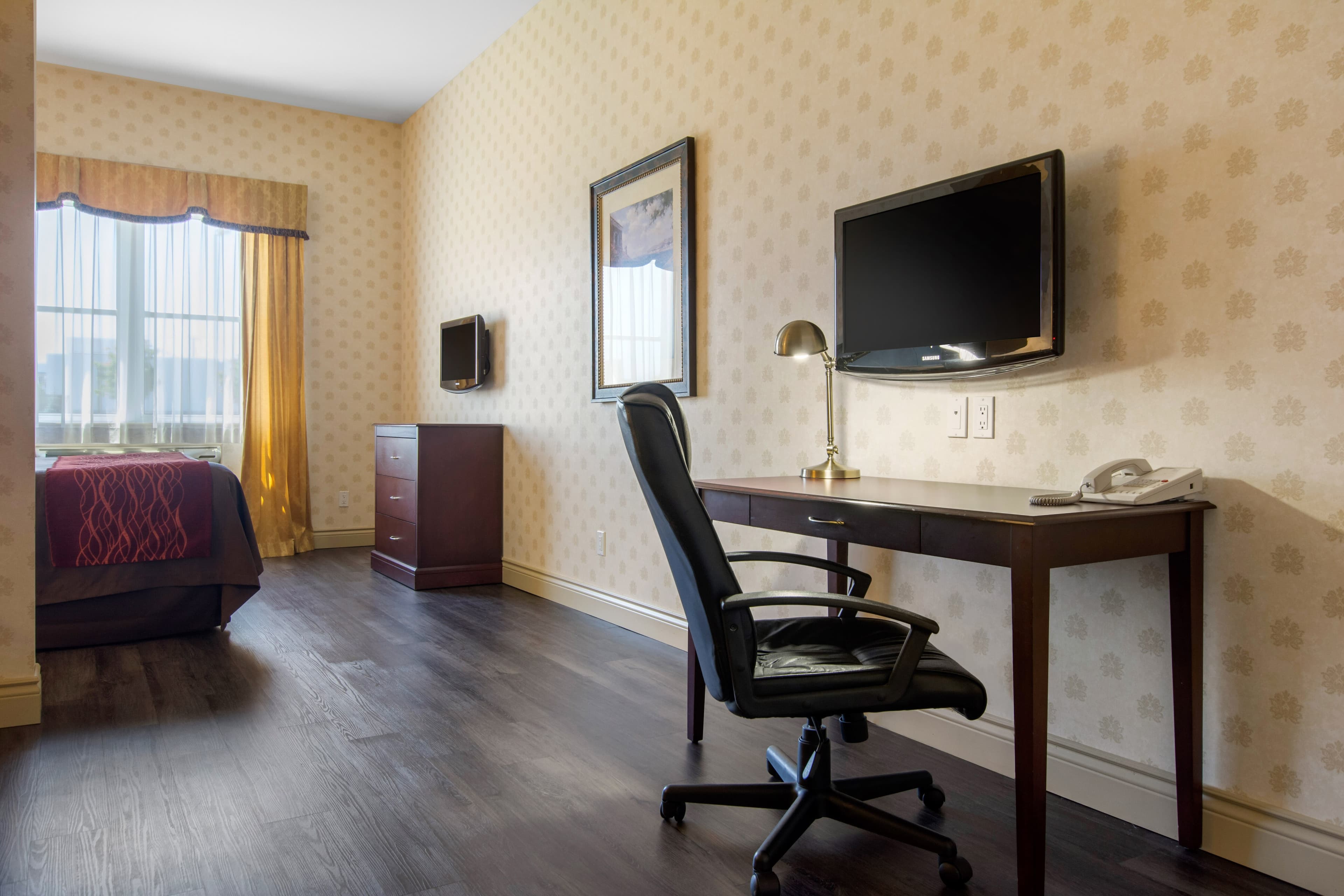 Comfort Inn & Suites — 23