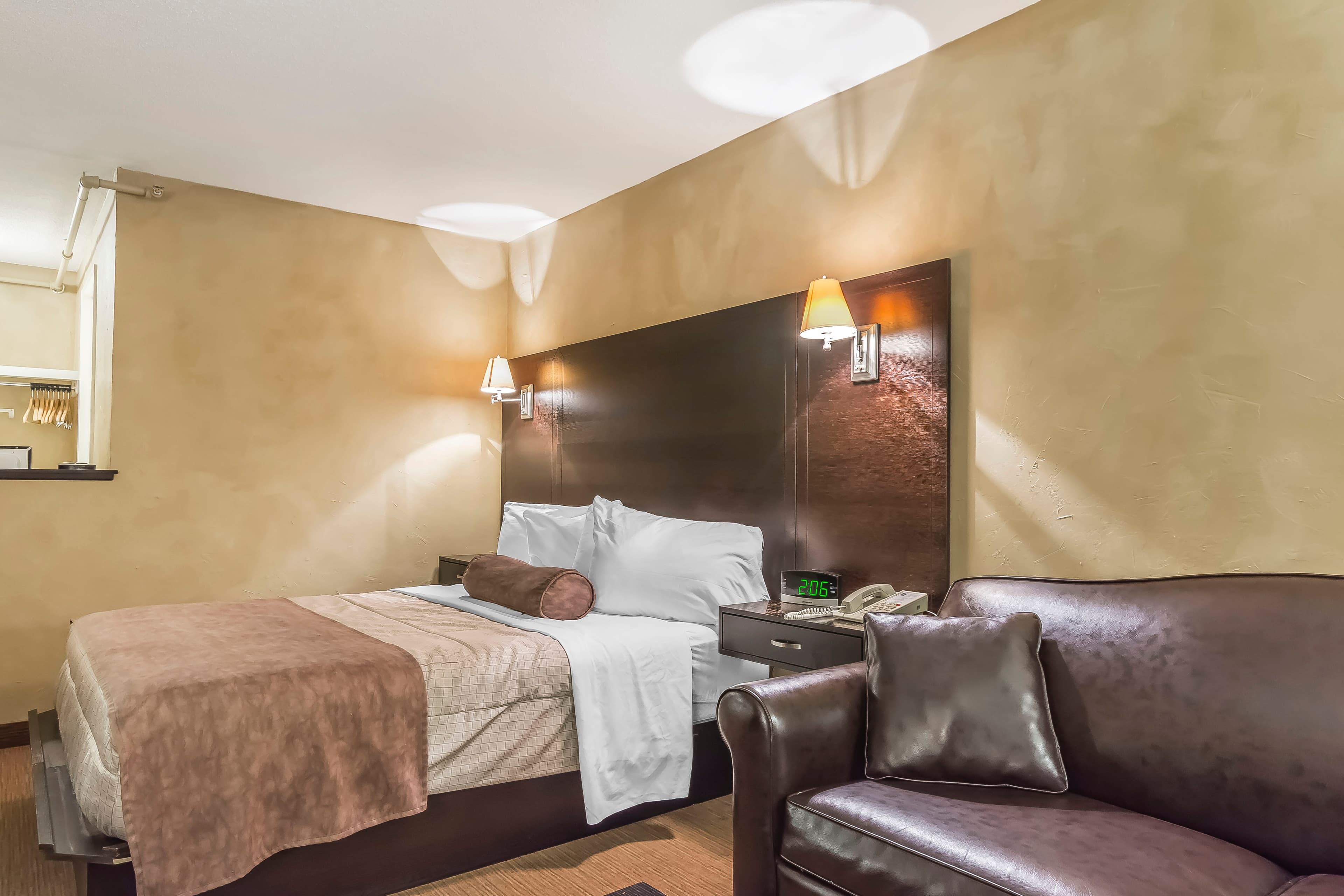Quality Hotel & Conference Centre — 16