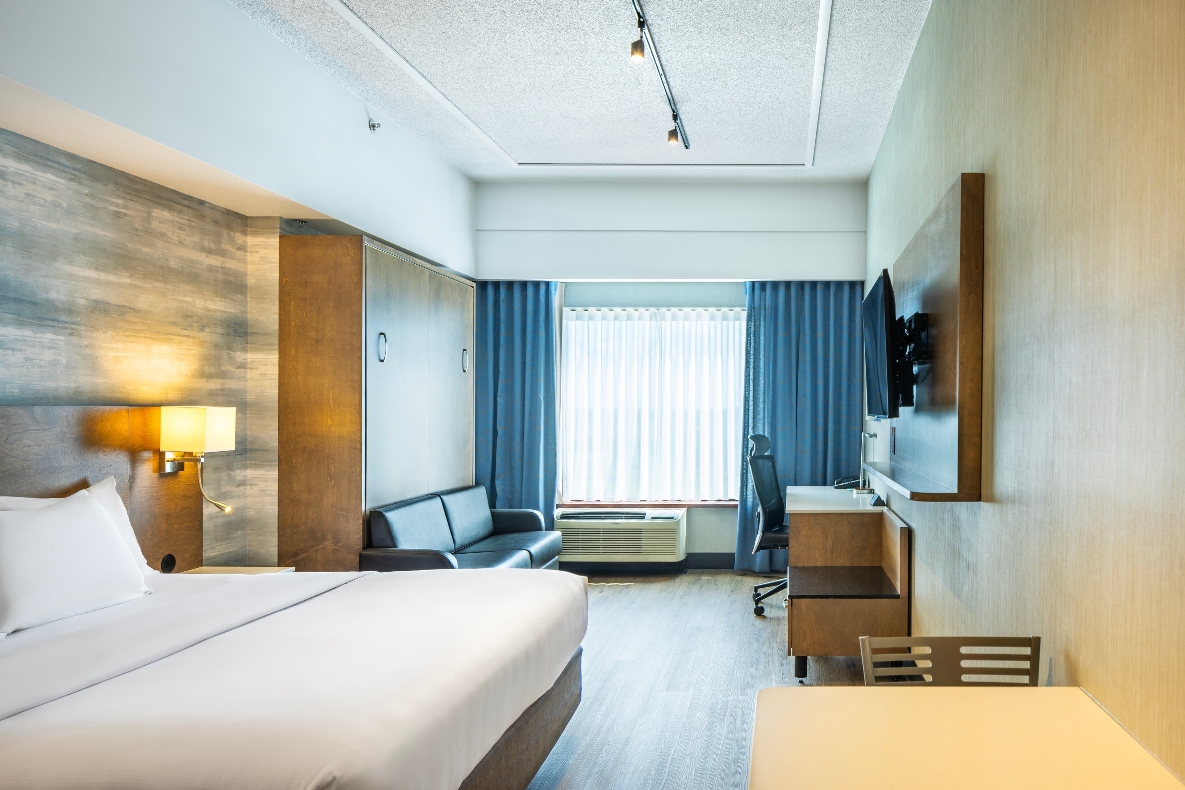 Quality Inn & Suites — 7