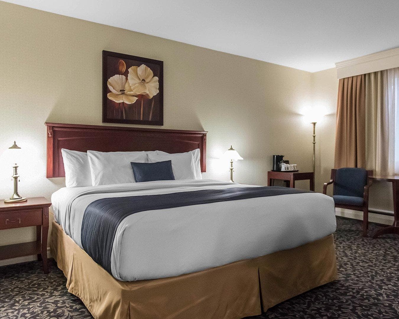 Quality Inn - Image 3