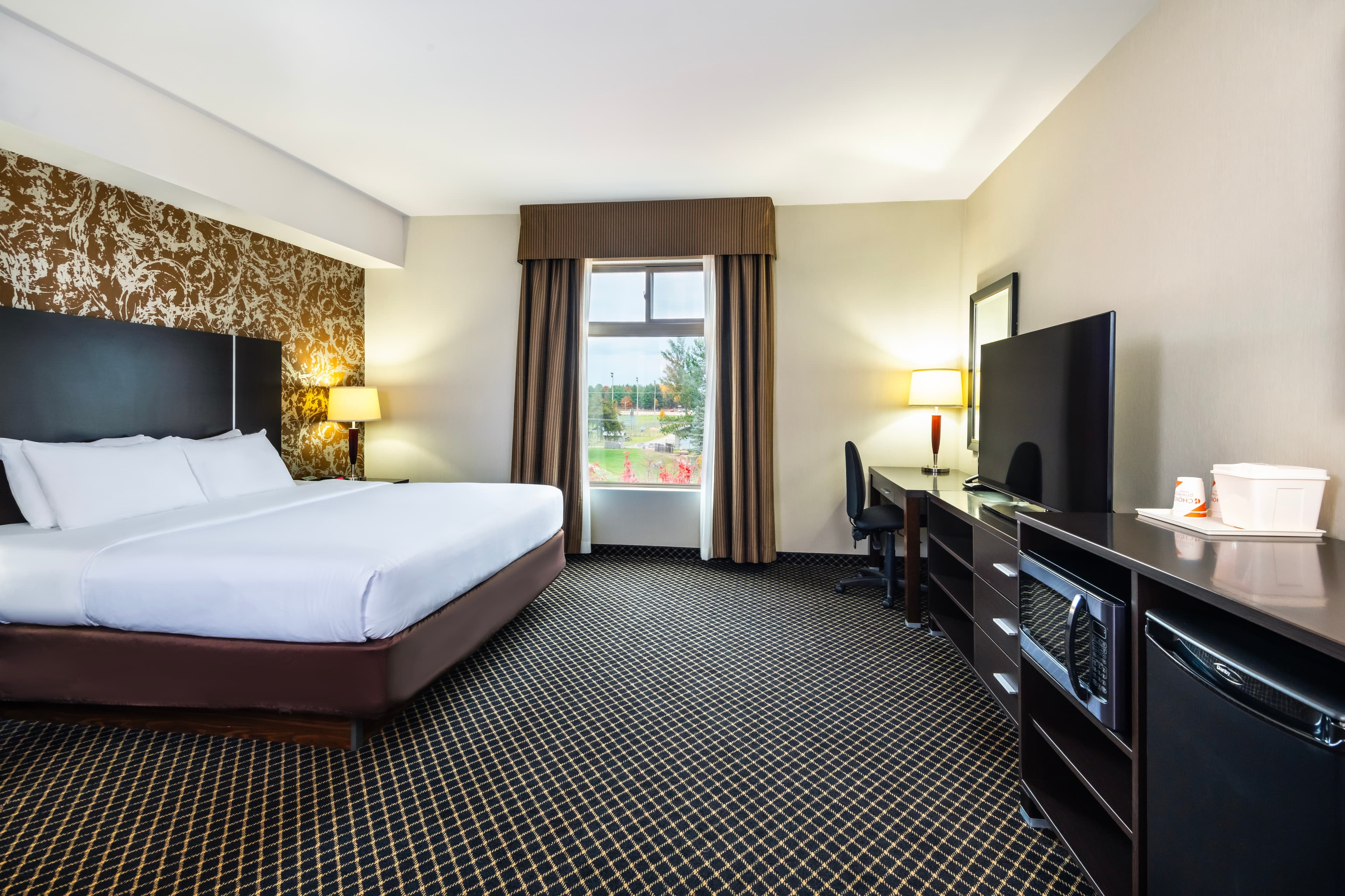 Quality Inn & Suites — 6