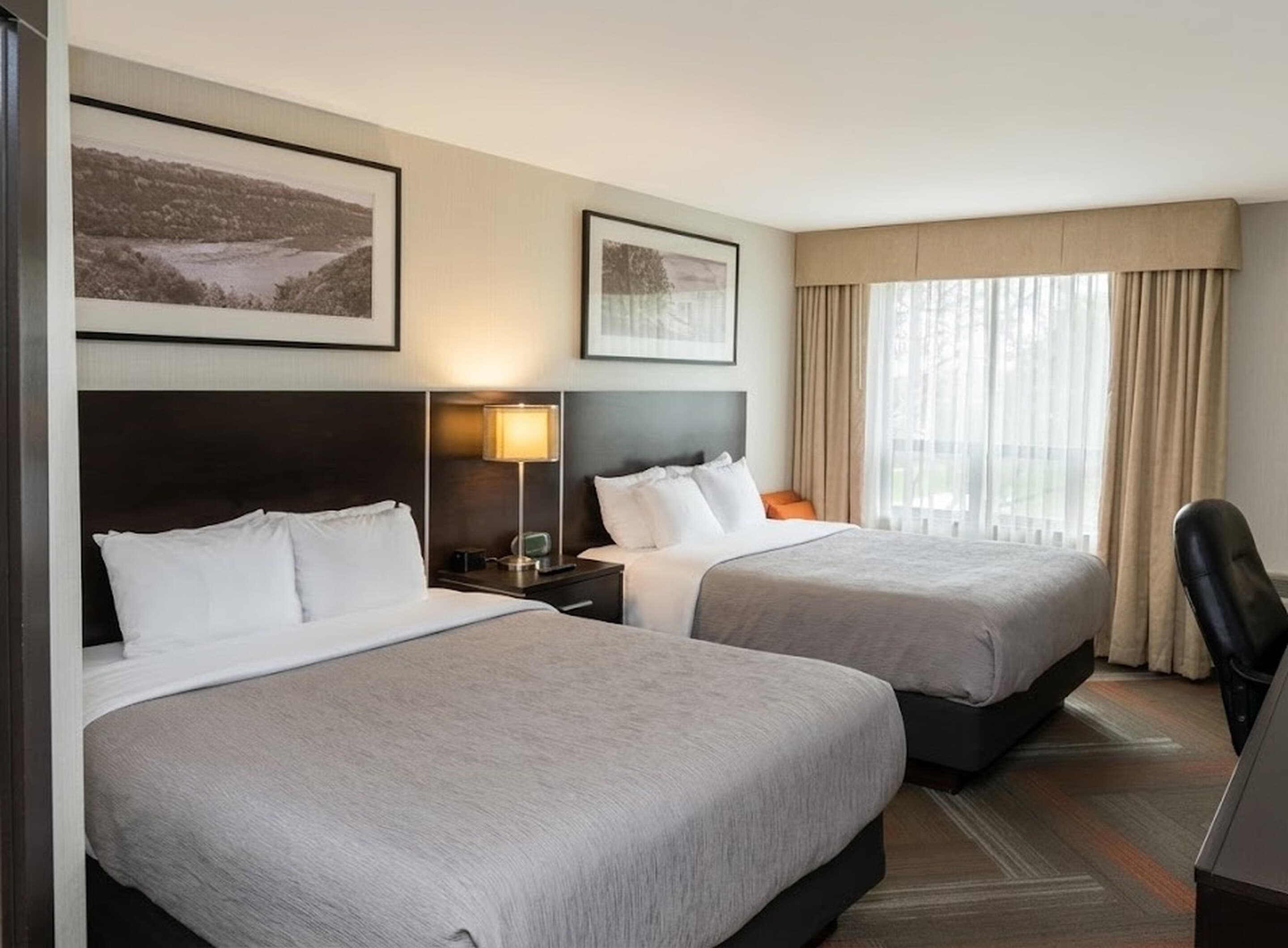 Quality Hotel — 26
