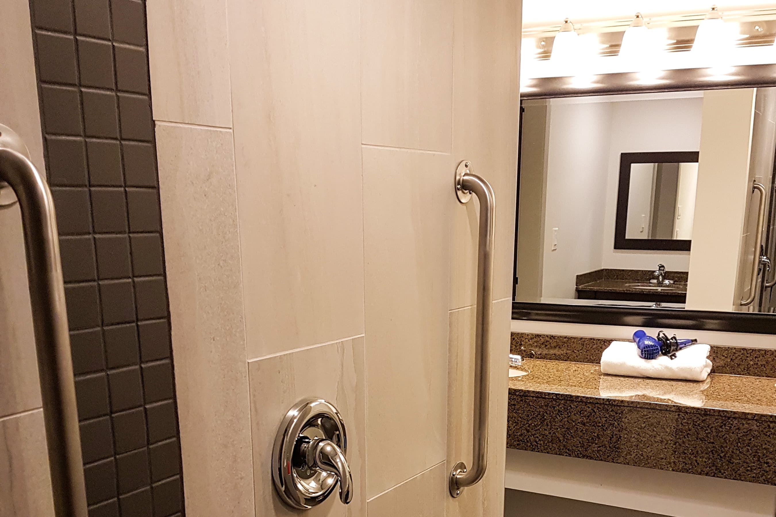 Quality Inn West Edmonton — 11