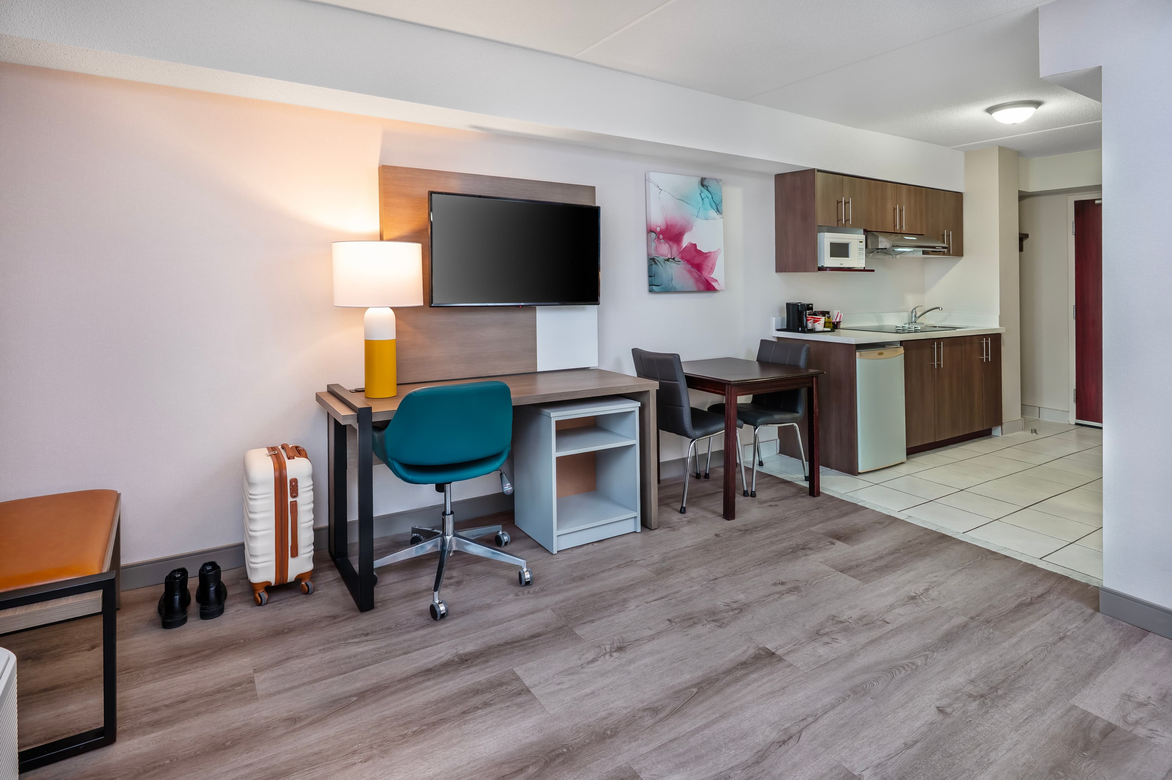 Comfort Inn — 6