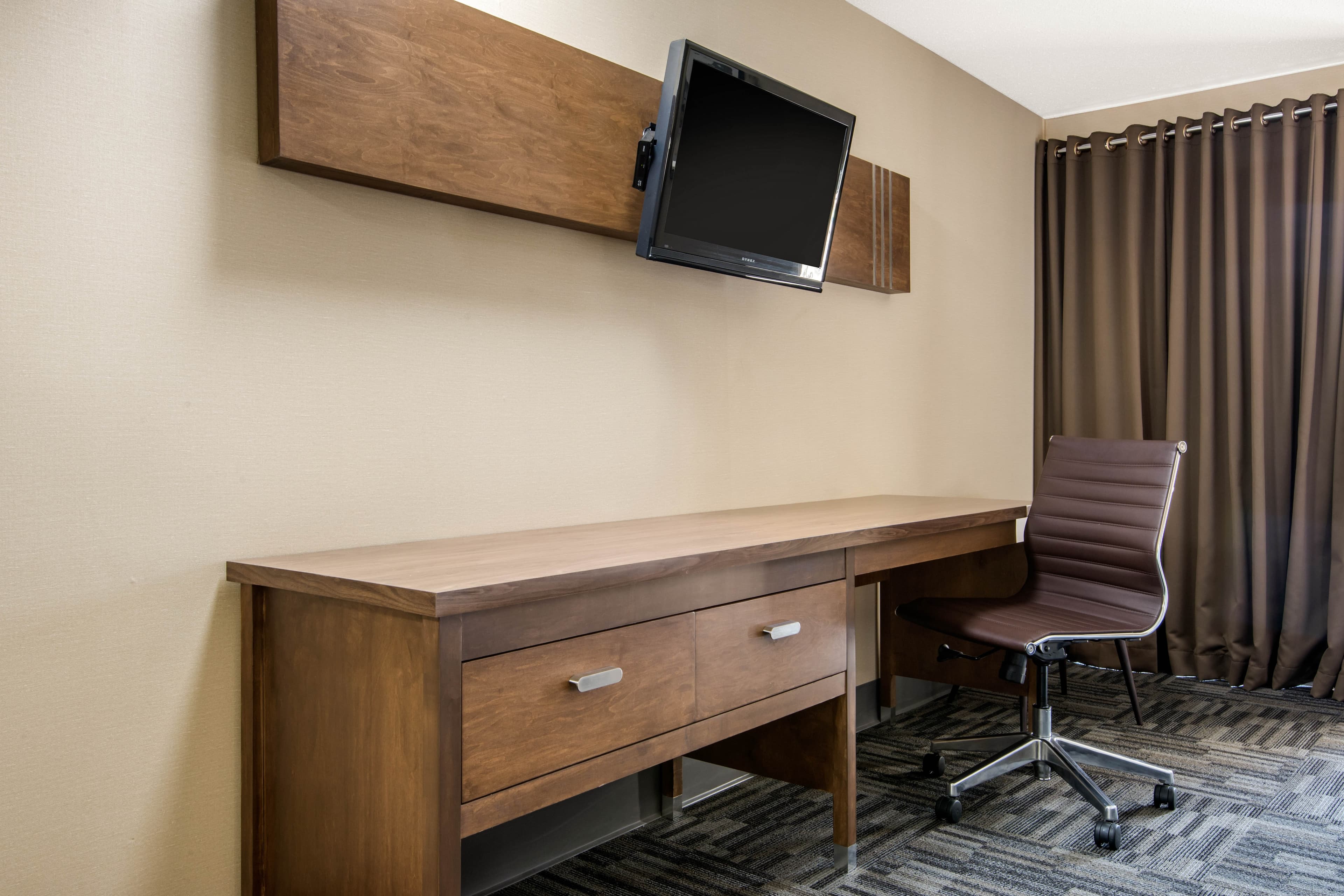 Quality Inn & Conference Centre - Image 3