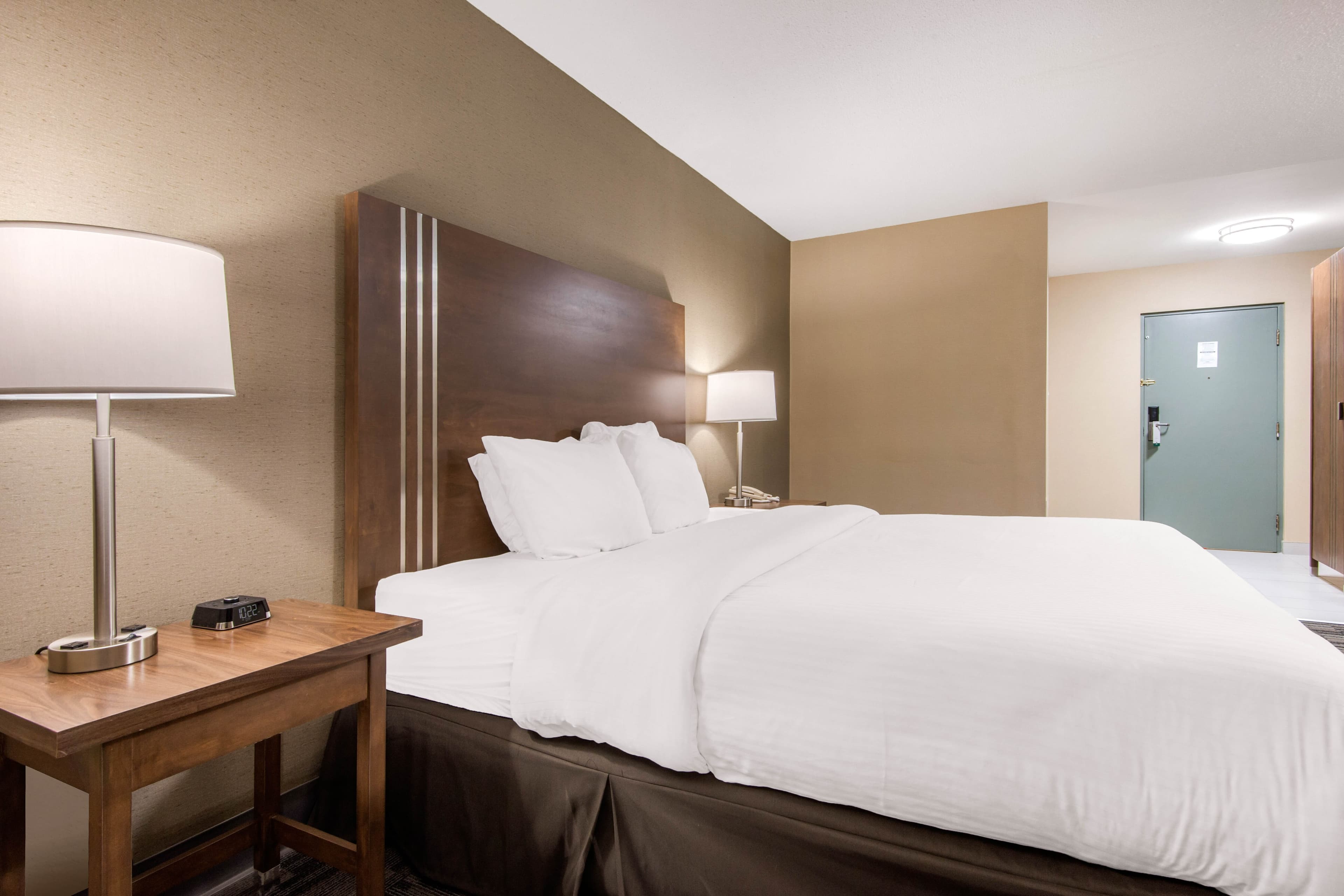 Quality Inn & Conference Centre - Image 5