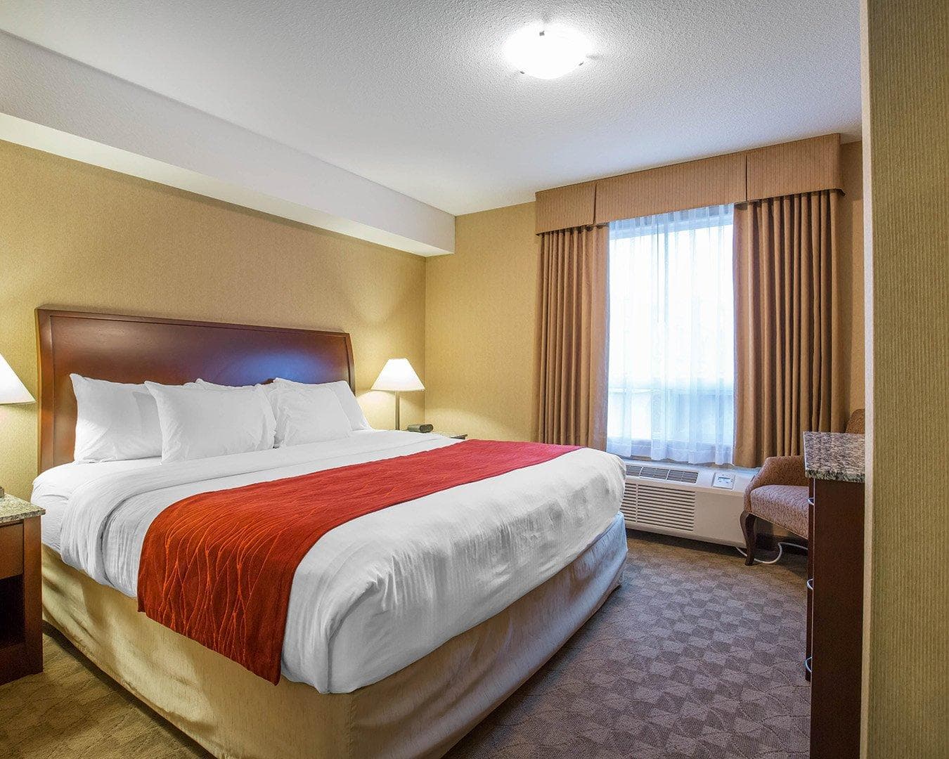 Comfort Inn & Suites — 6