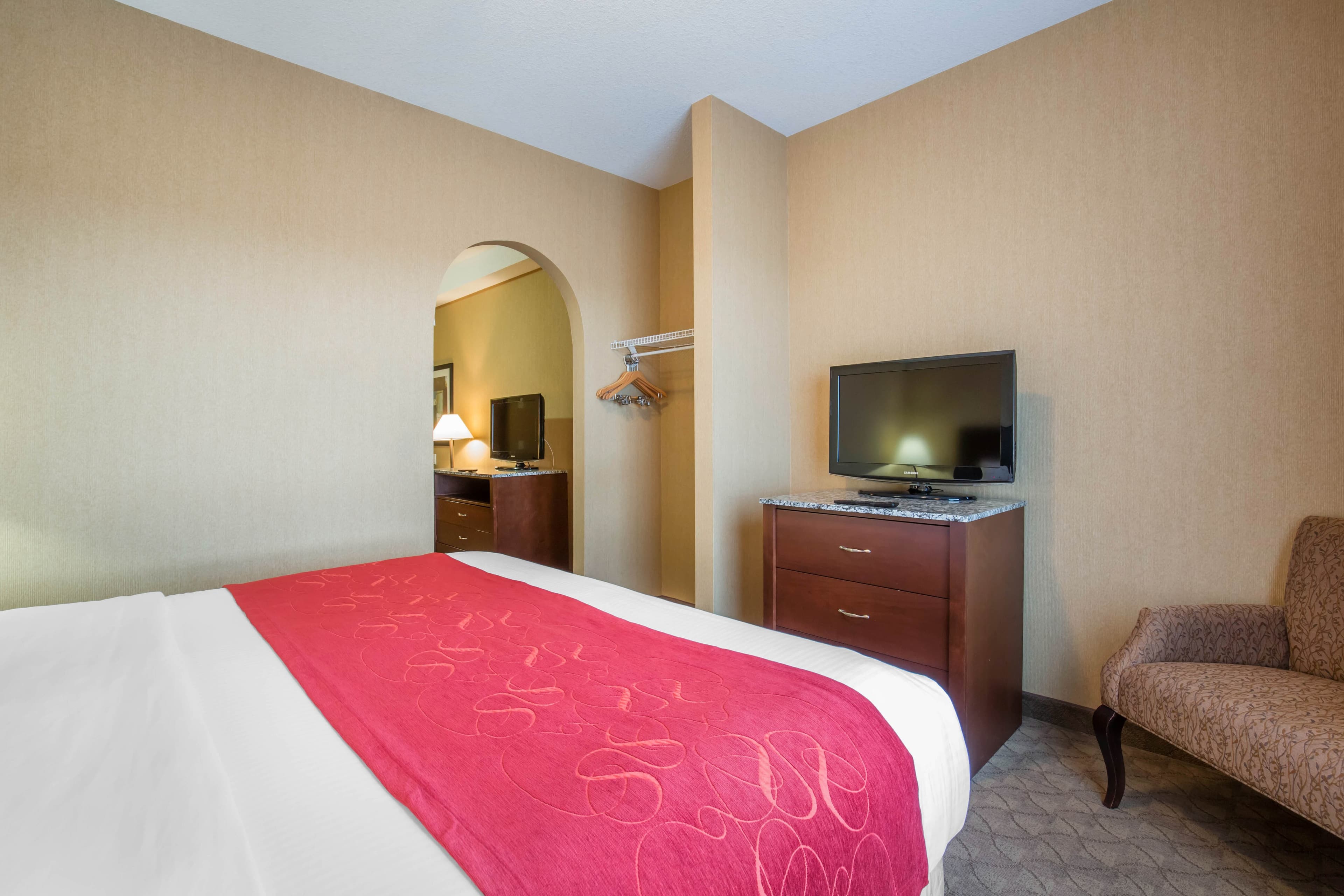 Comfort Inn & Suites — 28