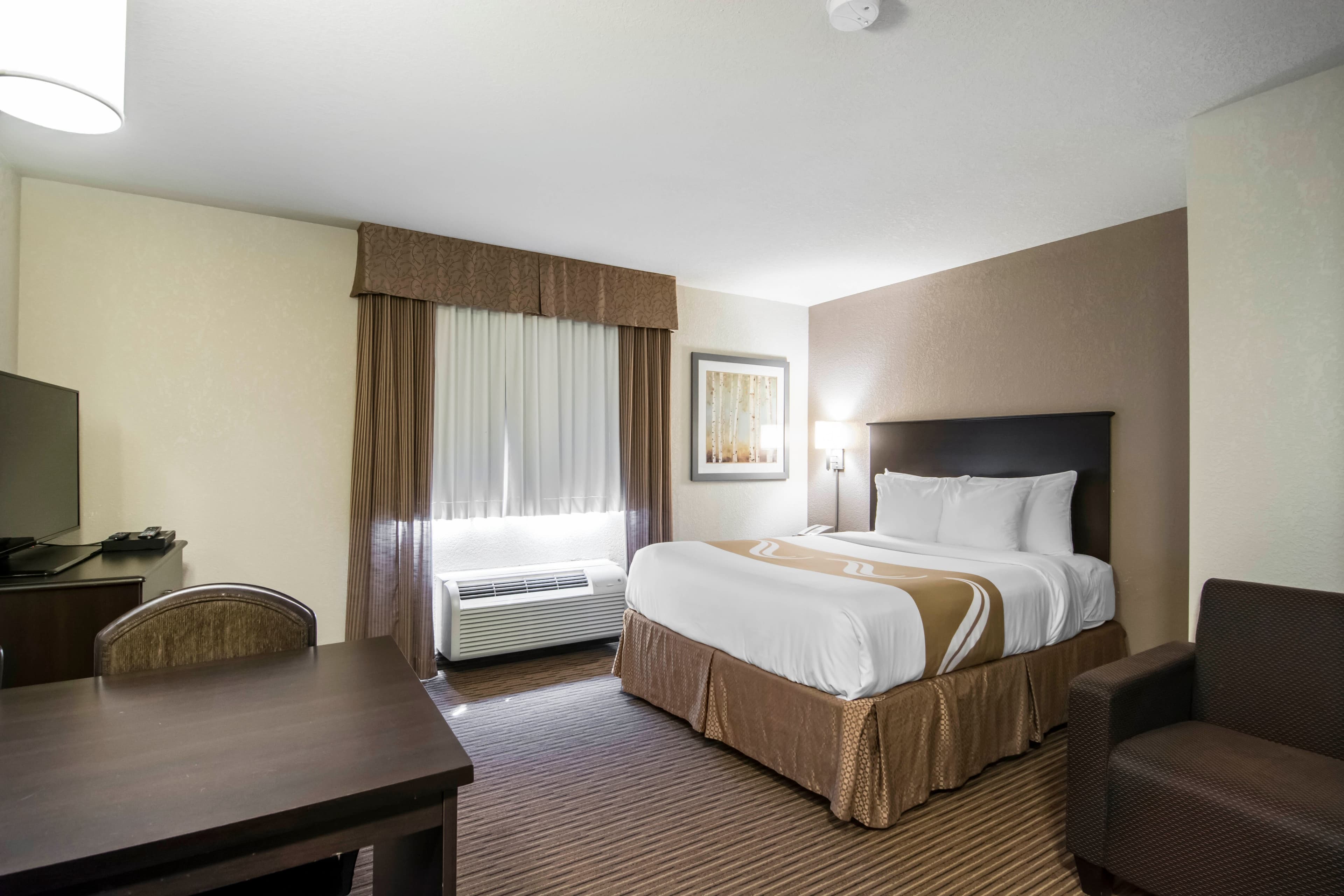 Quality Inn & Suites Thompson — 8