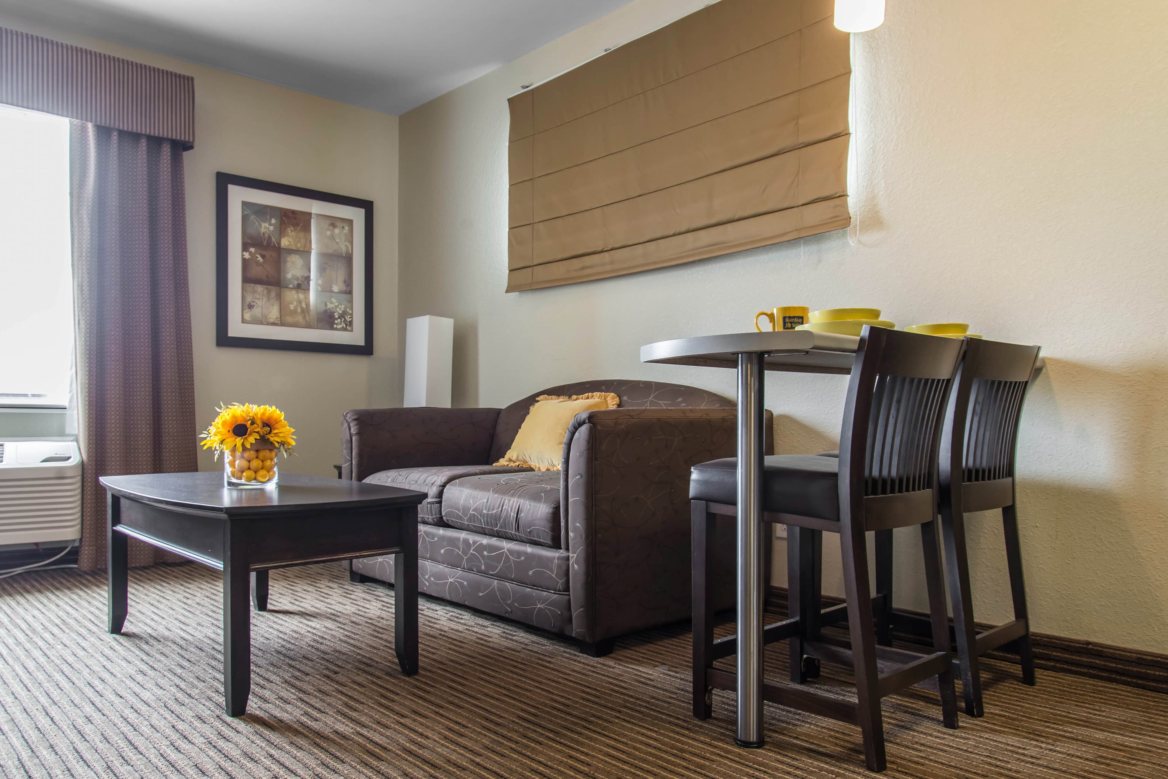 MainStay Suites Winnipeg - Image 3