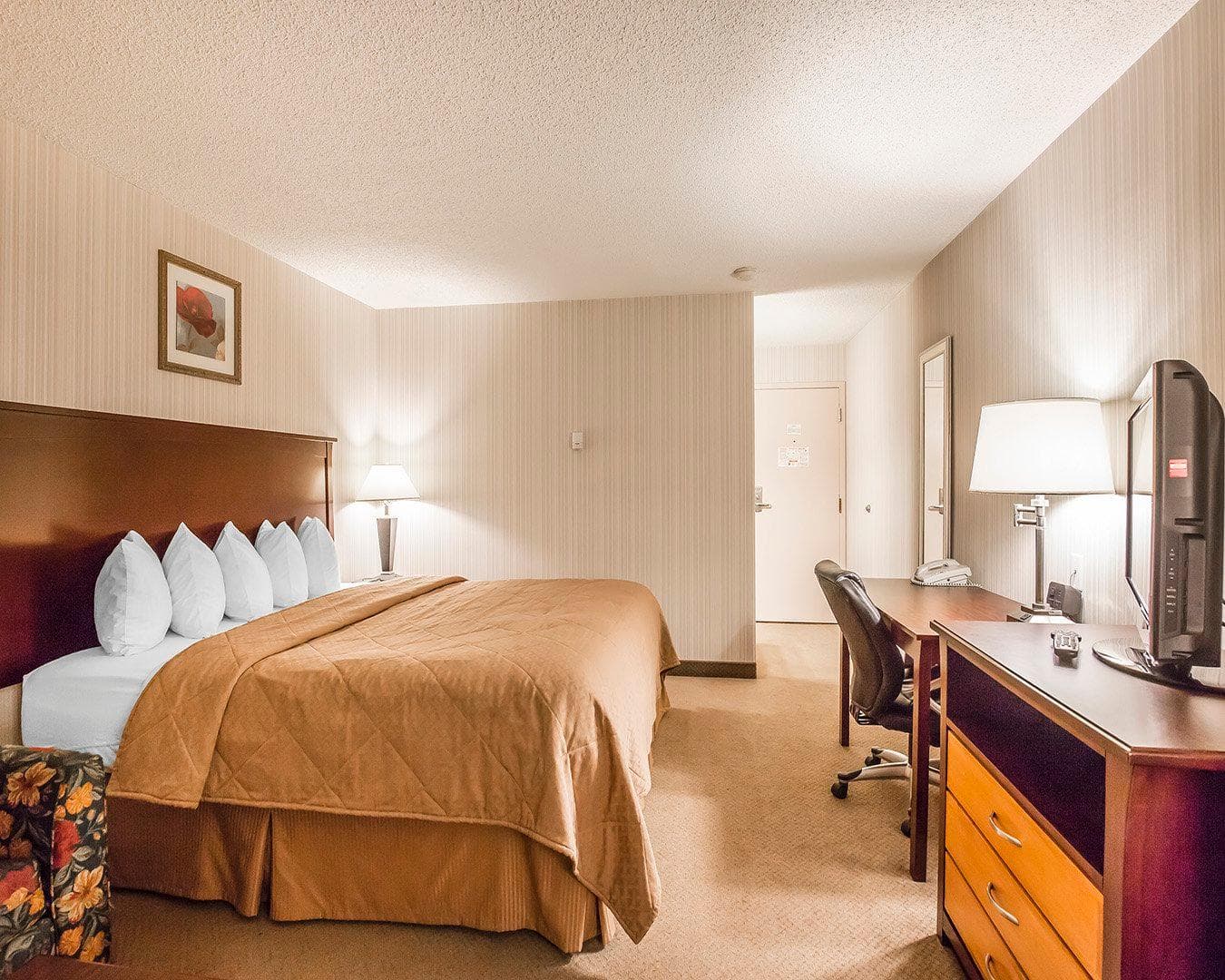 Quality Inn & Conference Centre - Image 4