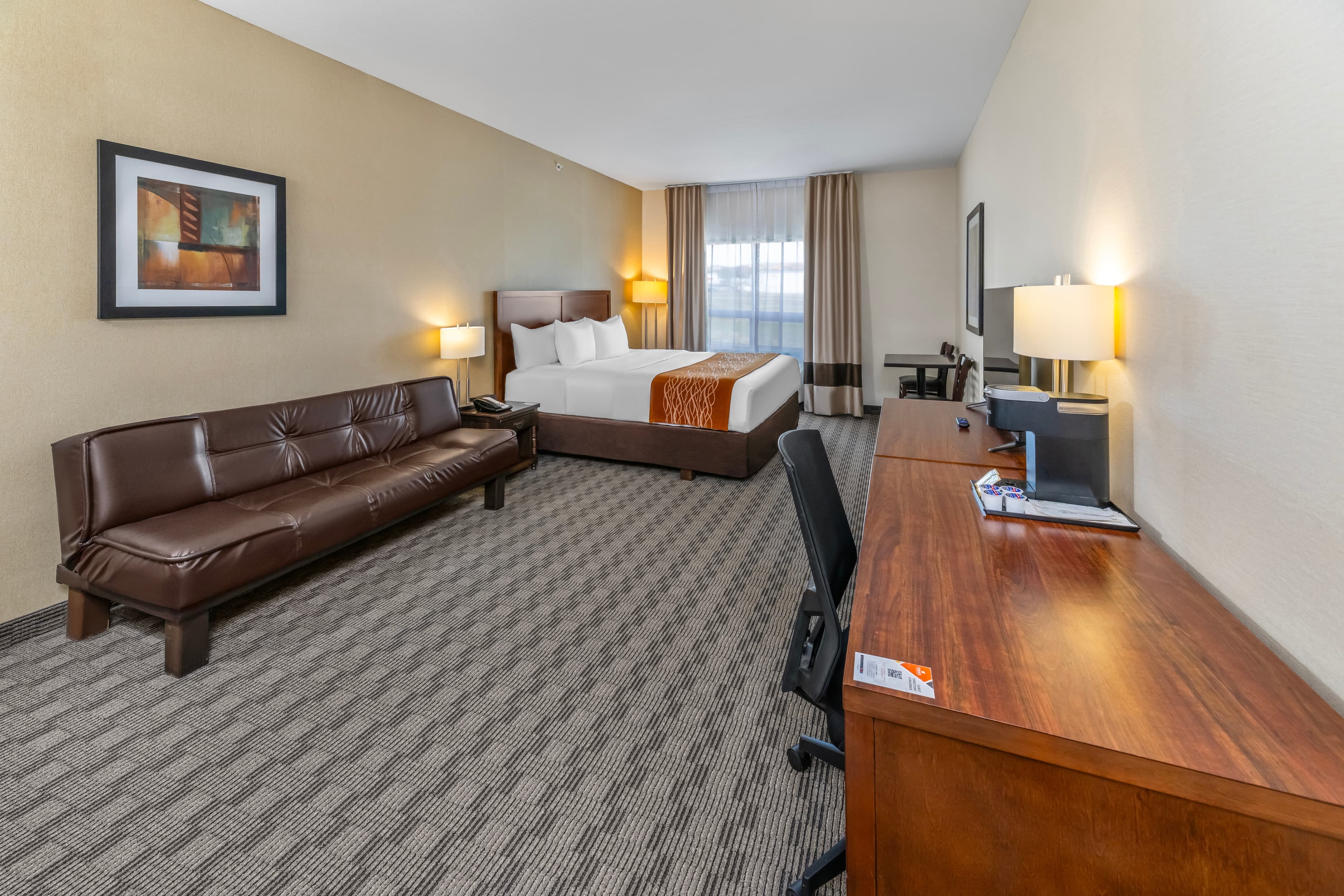 Comfort Inn - Image 2