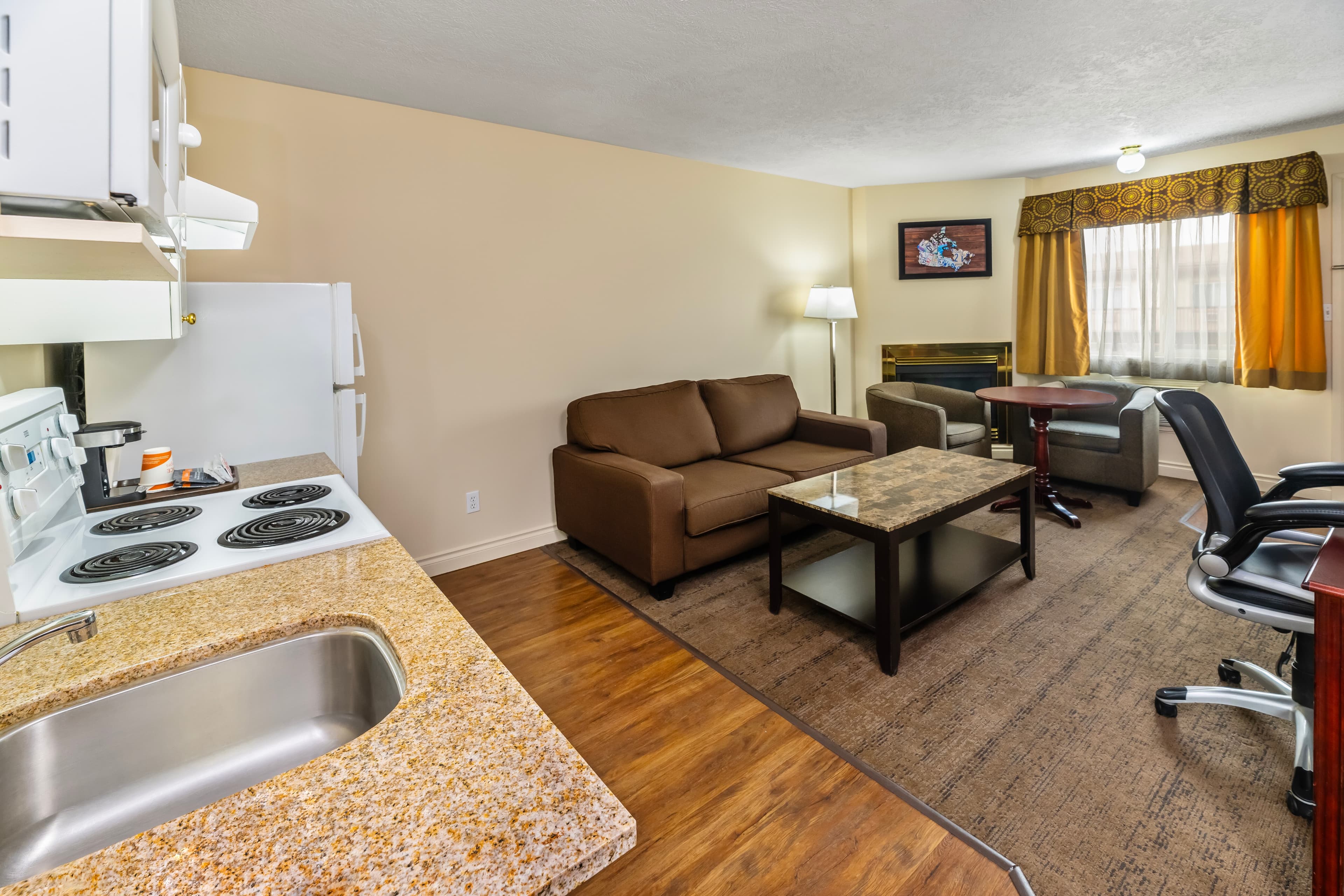 Econo Lodge Inn & Suites — 21