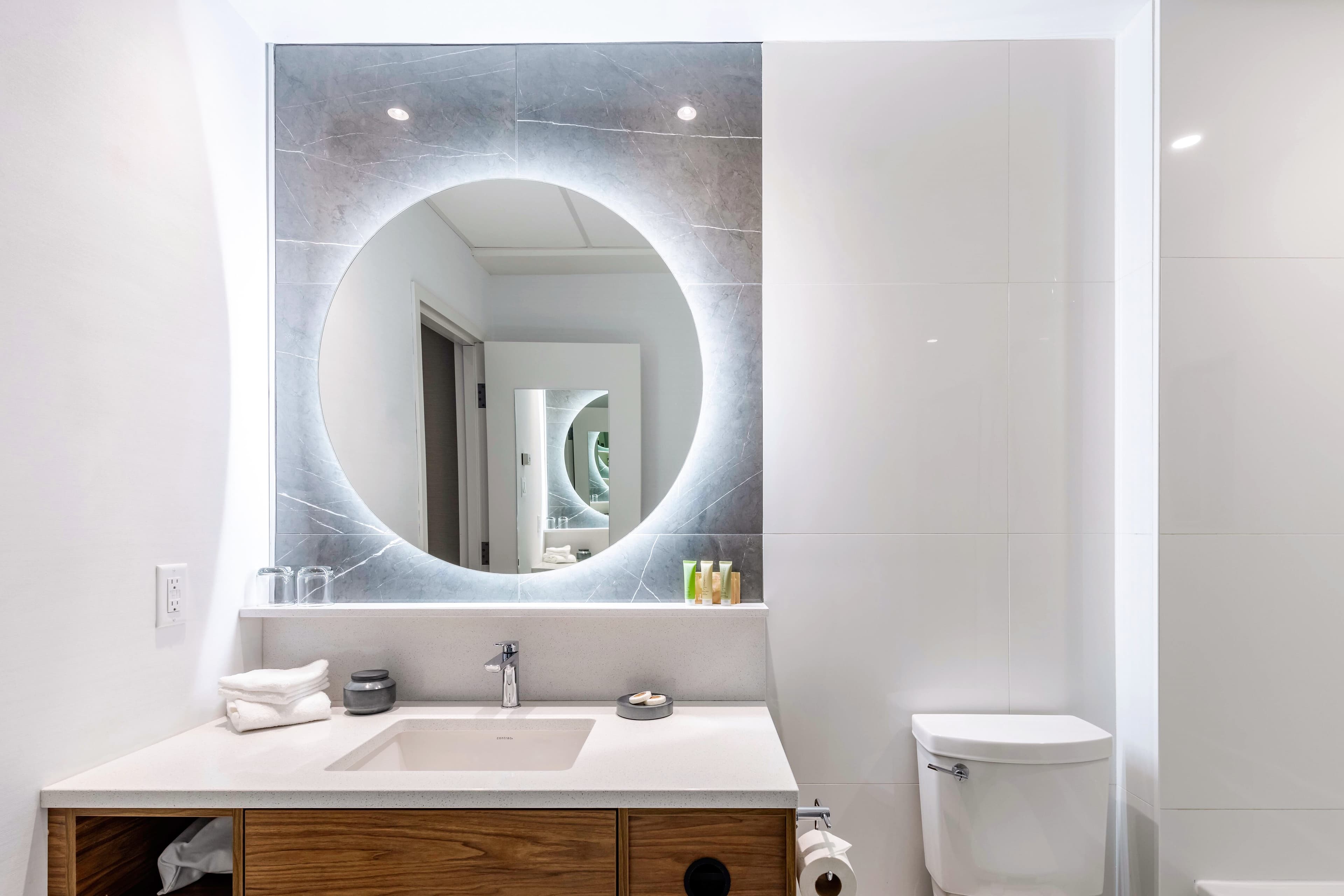 Hotel Royal William, an Ascend Collection Hotel — 8