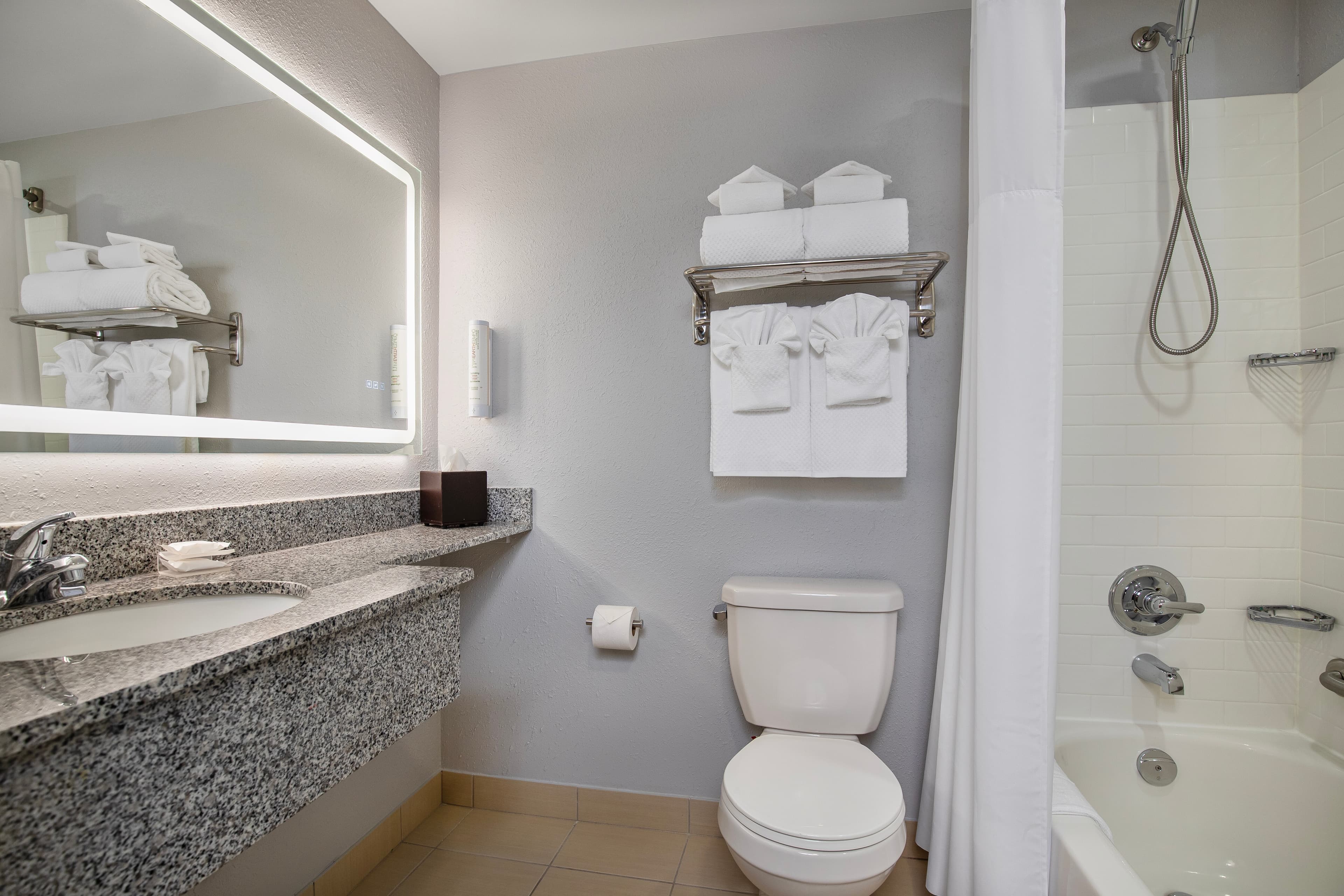 Clarion Pointe - Image 5