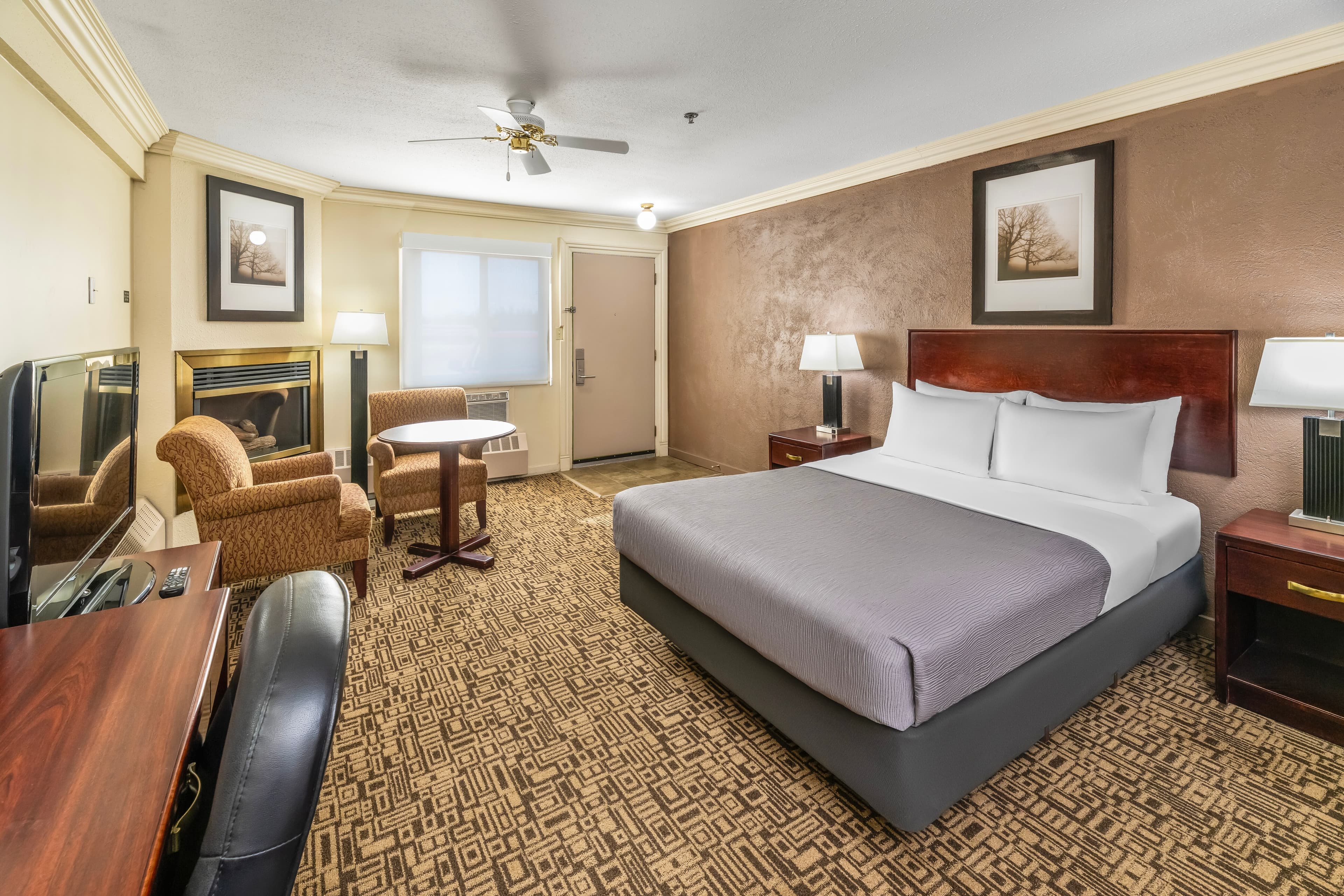 Quality Inn & Suites - Image 3